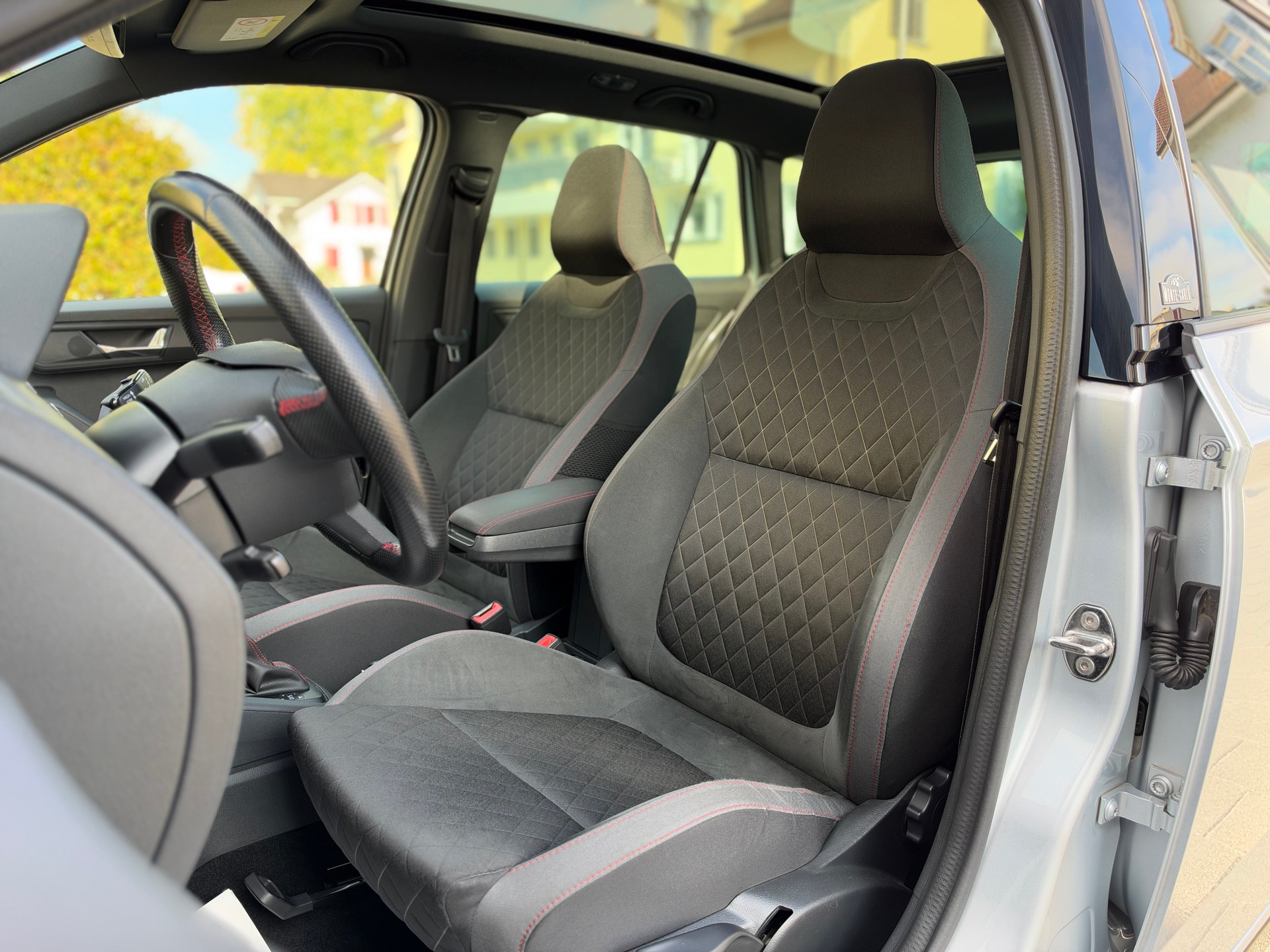 SKODA Fabia Combi 1.0 TSI Monte Carlo DSG-image-13