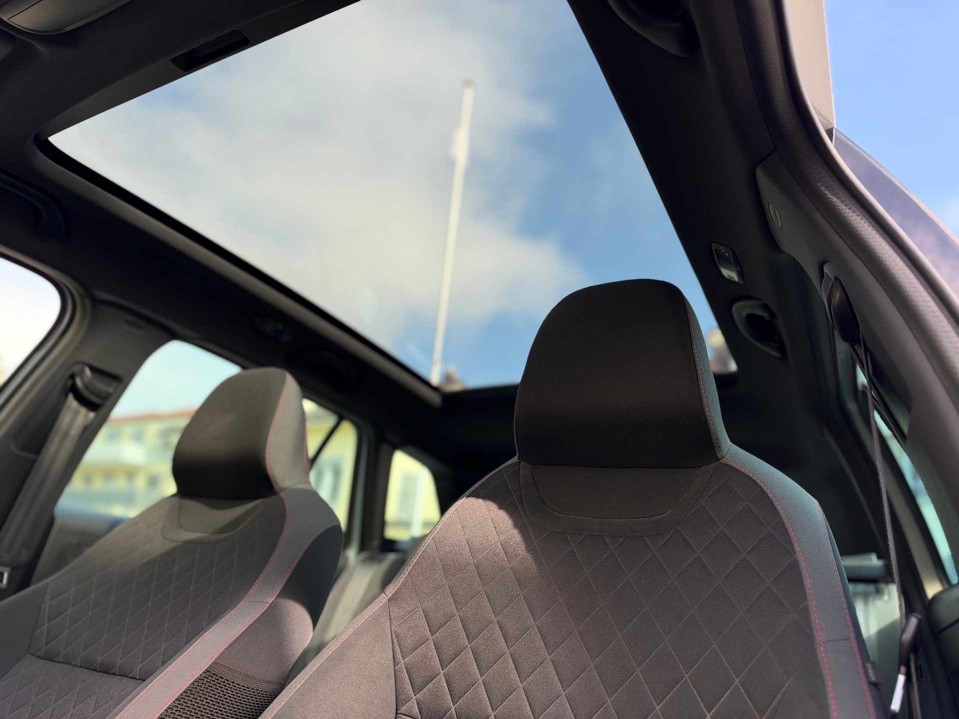 SKODA Fabia Combi 1.0 TSI Monte Carlo DSG-image-14