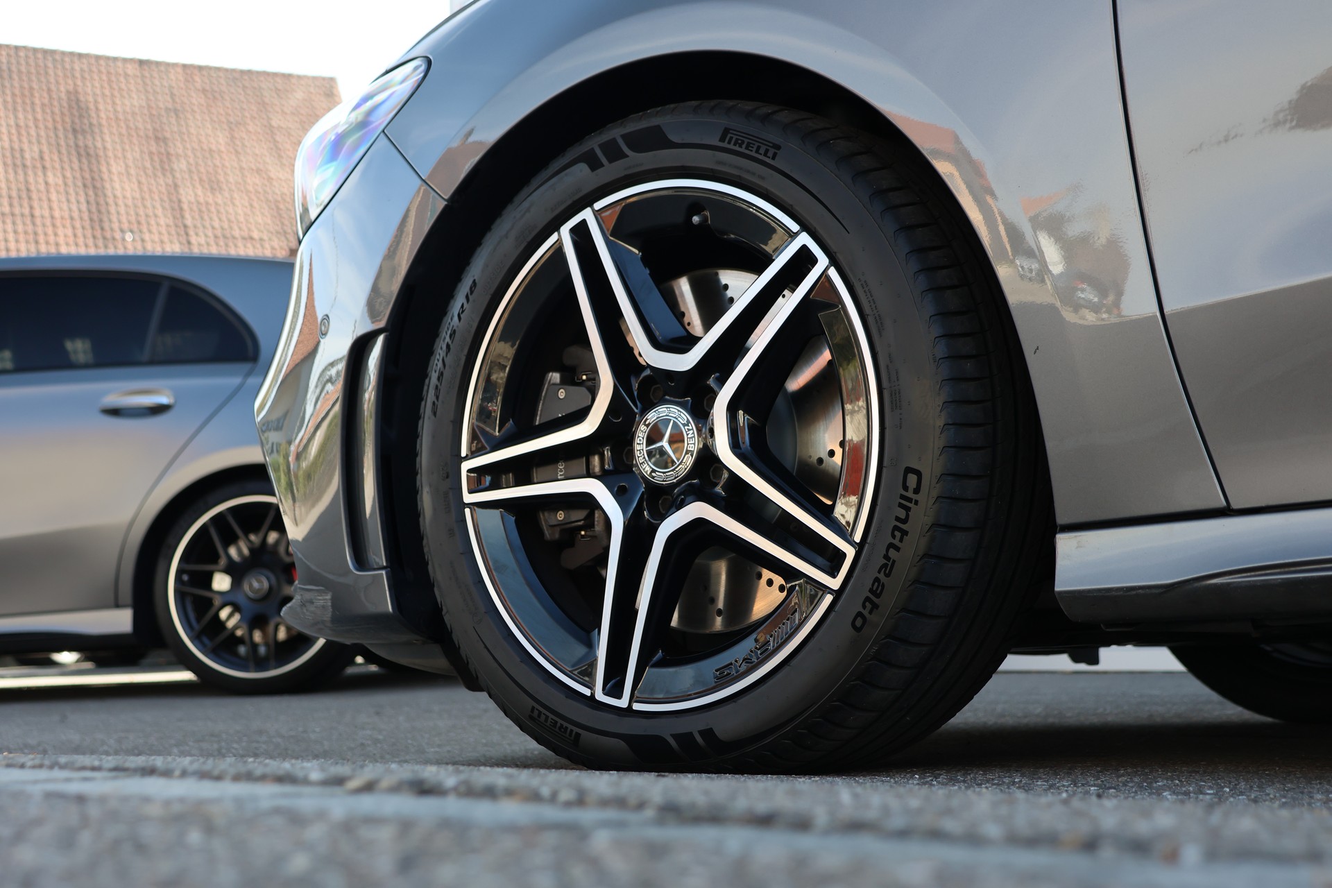 MERCEDES-BENZ B 250 4Matic AMG Line (CH)-image-8