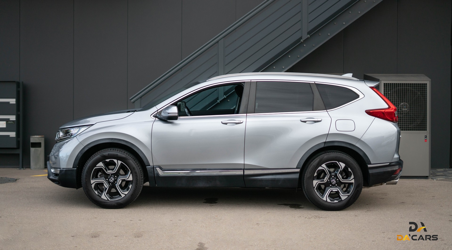HONDA CR-V 1.5 i-VTEC Lifestyle 7 Plätze 4WD Automatic-image-2