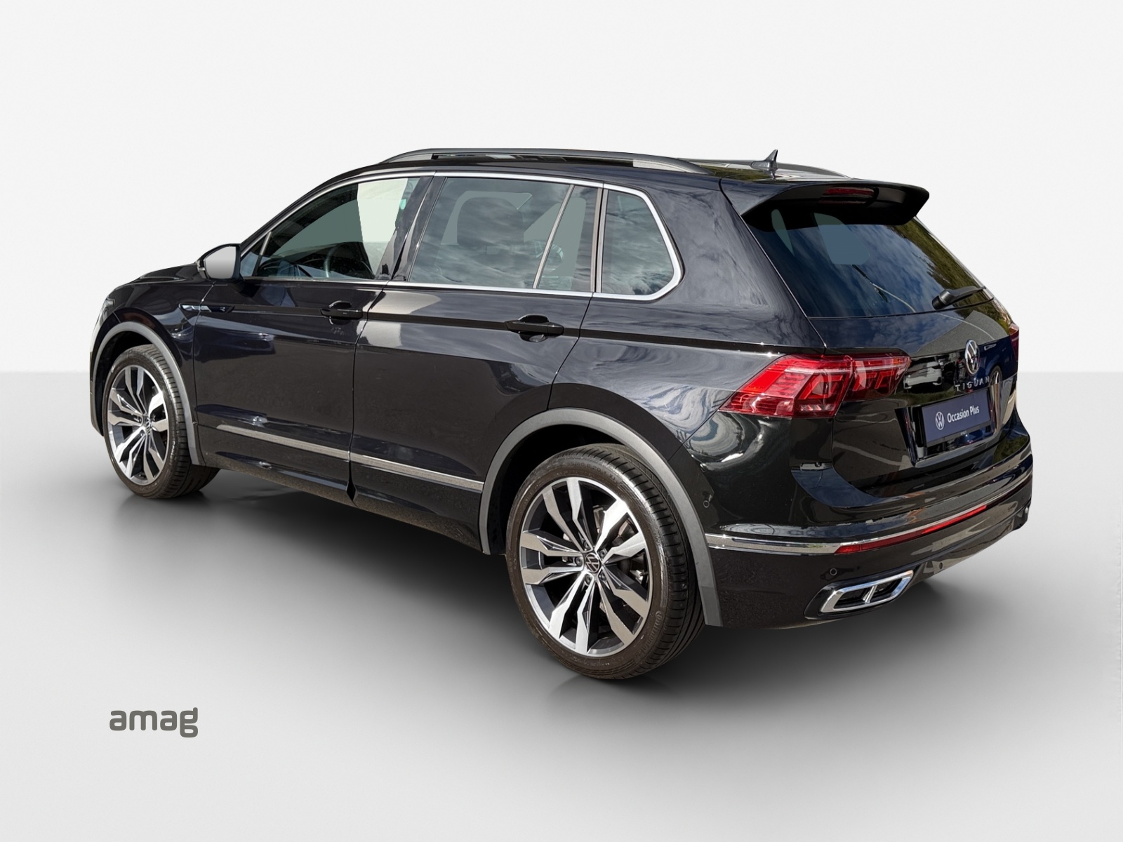 VW Tiguan 2.0TSI R-Line 4Motion DSG-image-2
