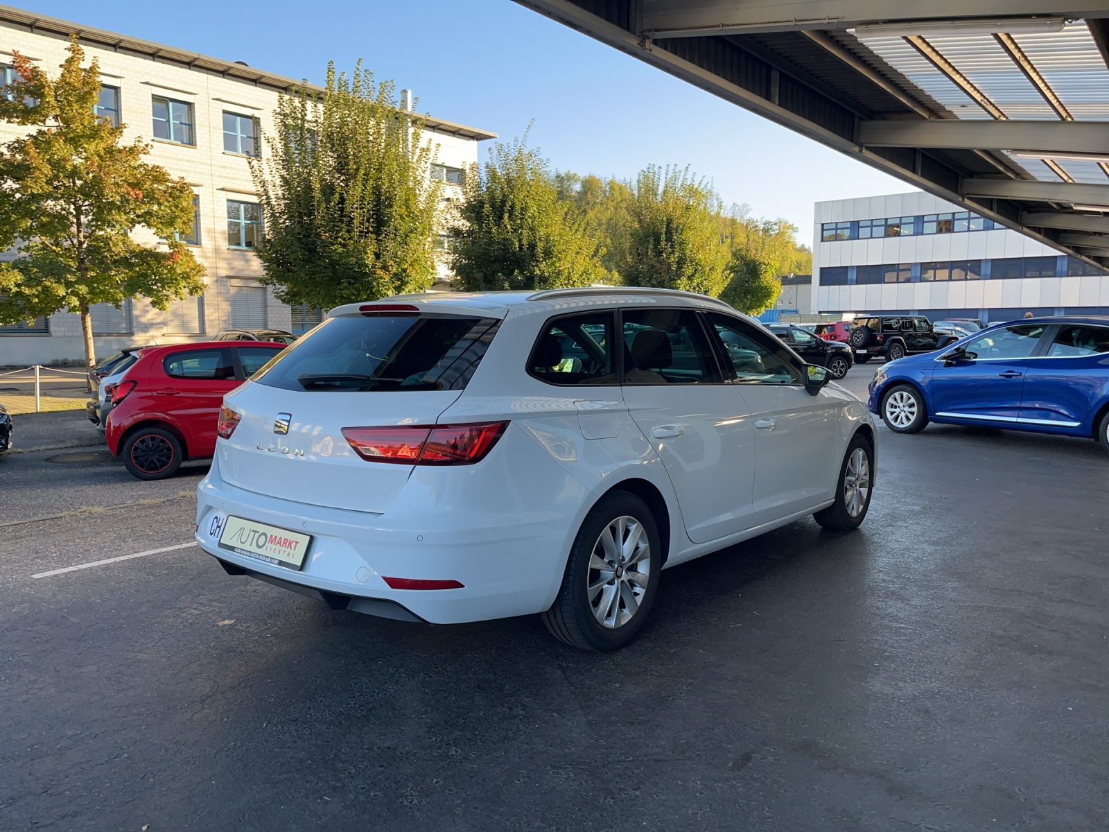 SEAT Leon ST 2.0 TDI CR Style DSG-image-4