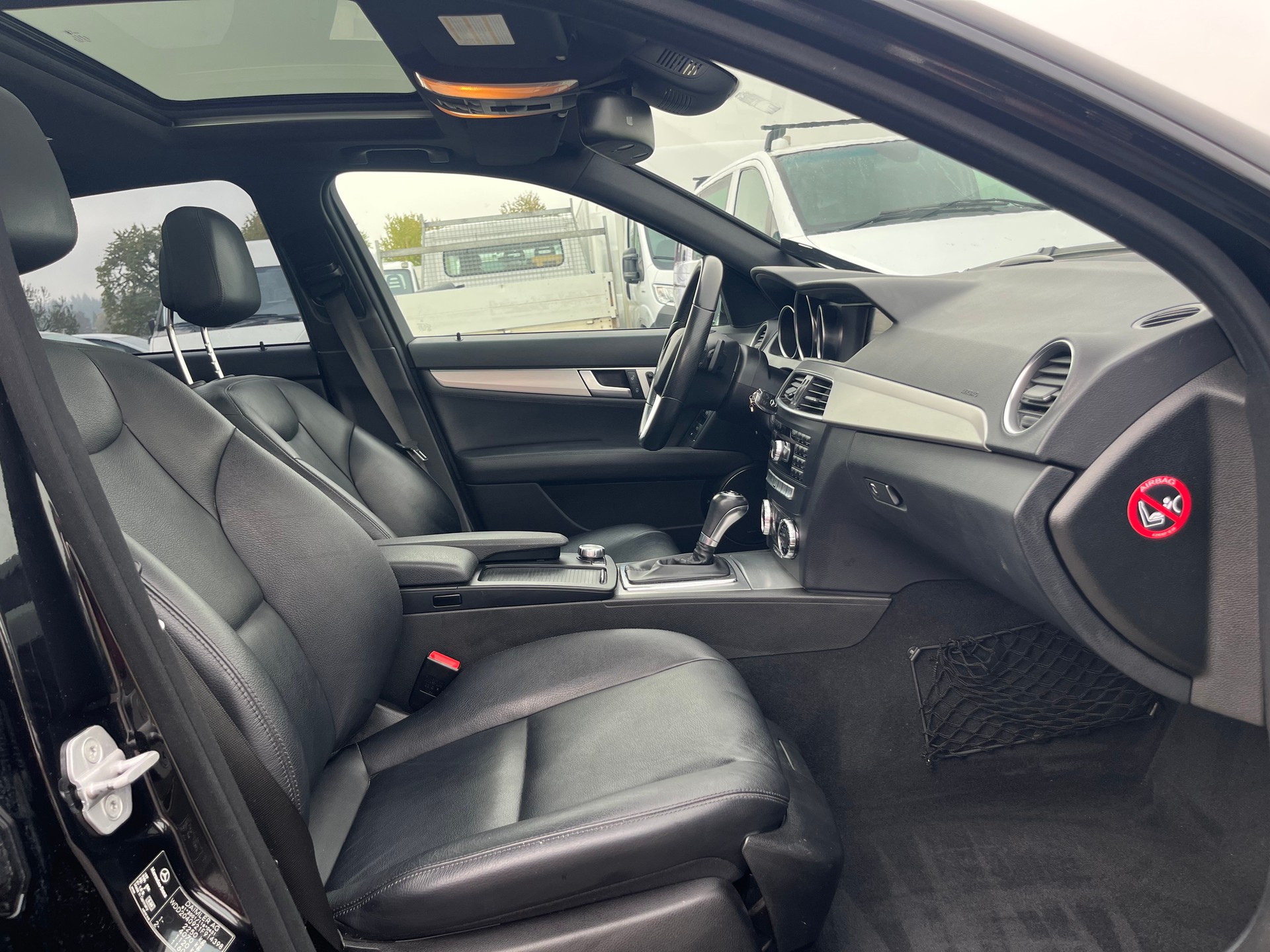 MERCEDES-BENZ C 300 CDI Avantgarde 4Matic 7G-Tronic-image-9
