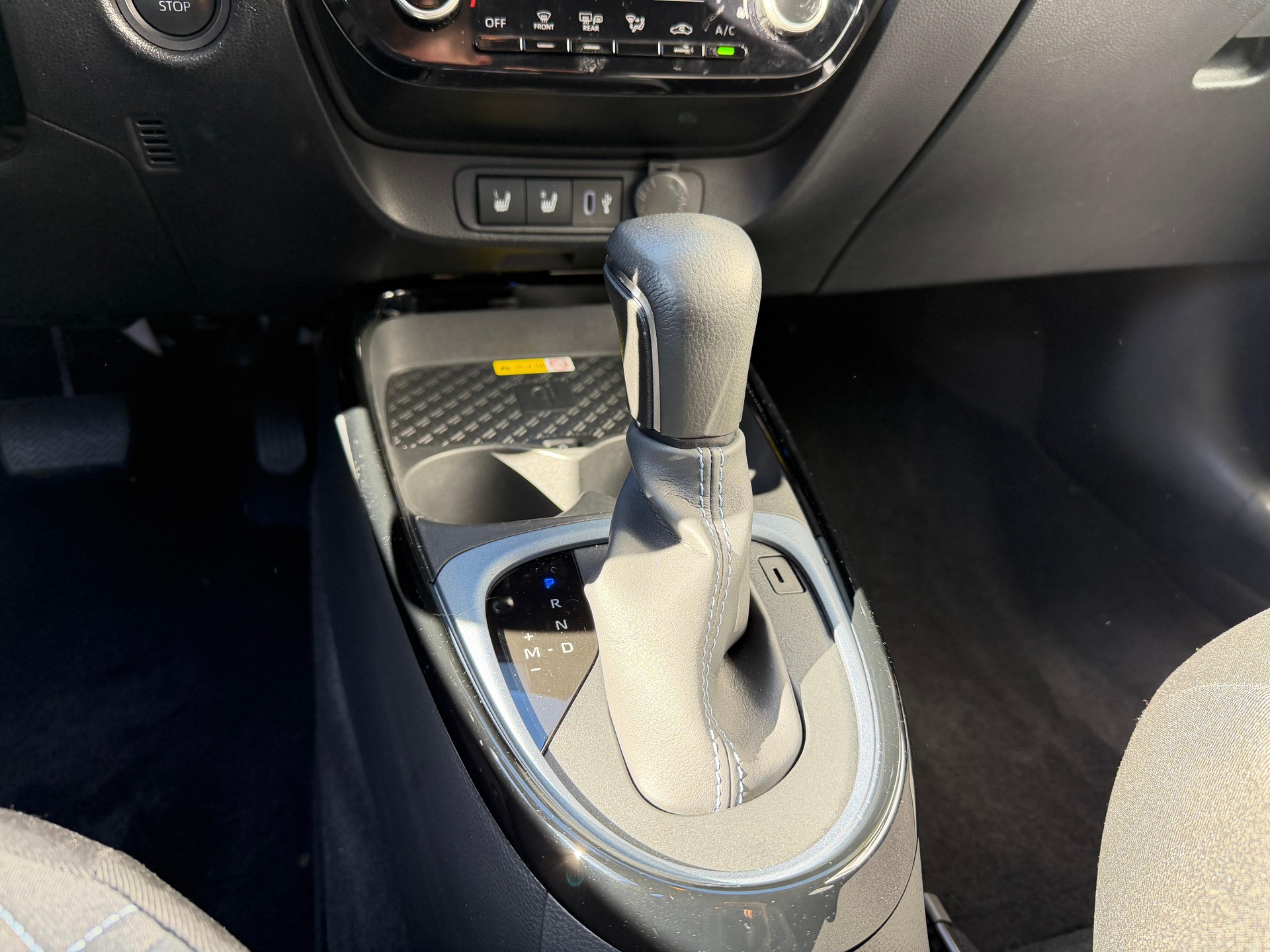 TOYOTA Aygo X 1.0 VVT-i Style-image-9
