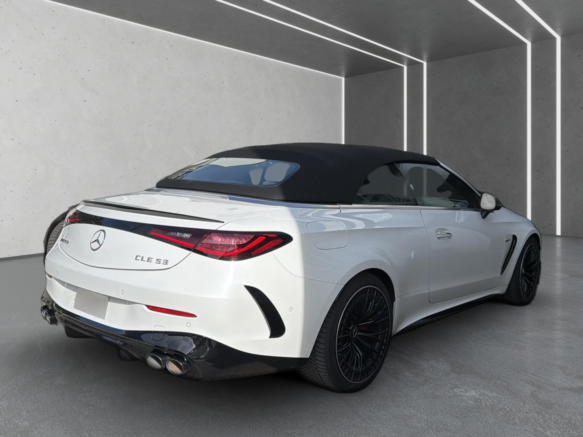 MERCEDES-BENZ CLE AMG 53 Cabrio 4Matic+ 9G-Tronic-image-7