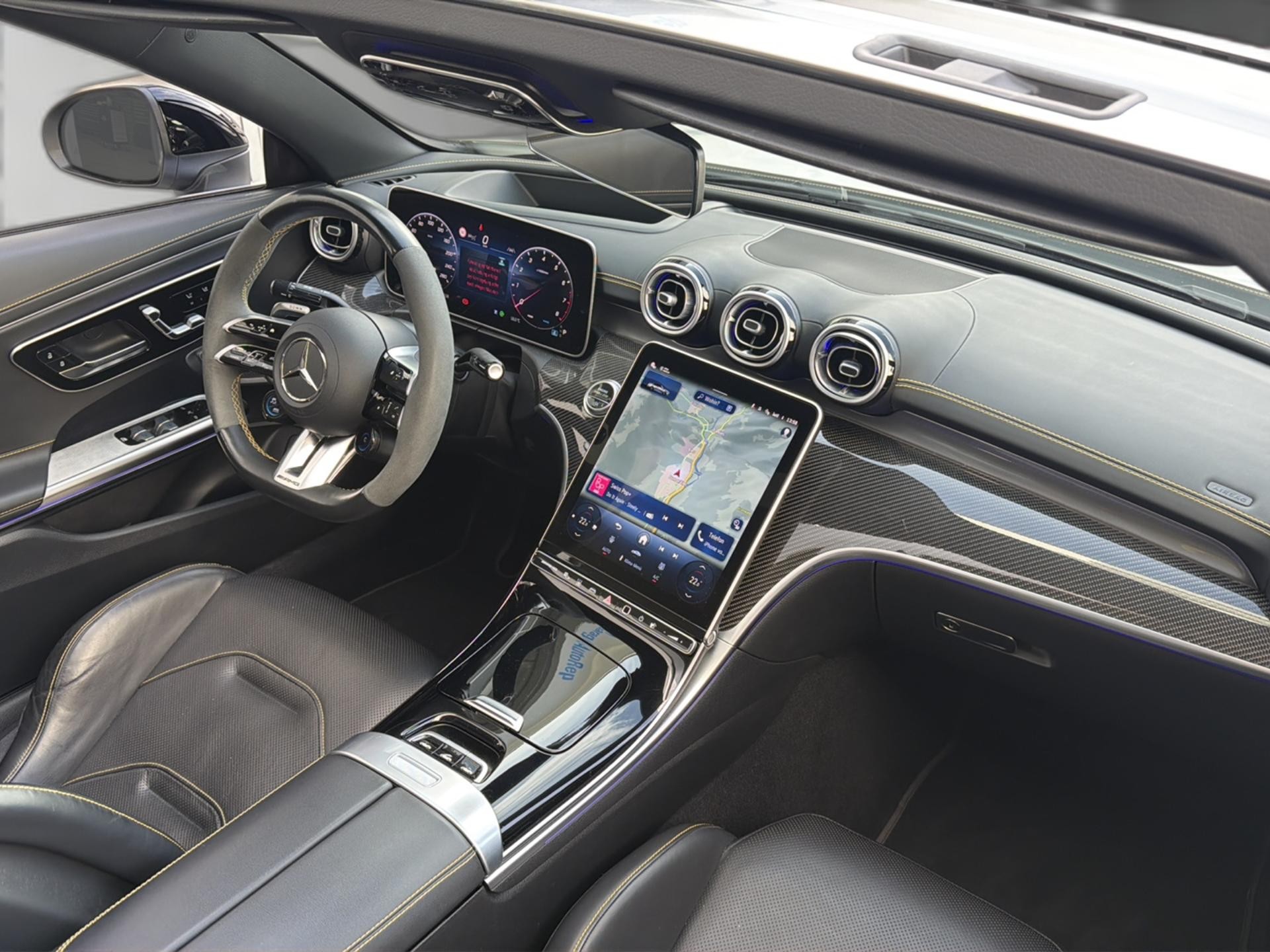 MERCEDES-BENZ CLE AMG 53 Cabrio 4Matic+ 9G-Tronic-image-15