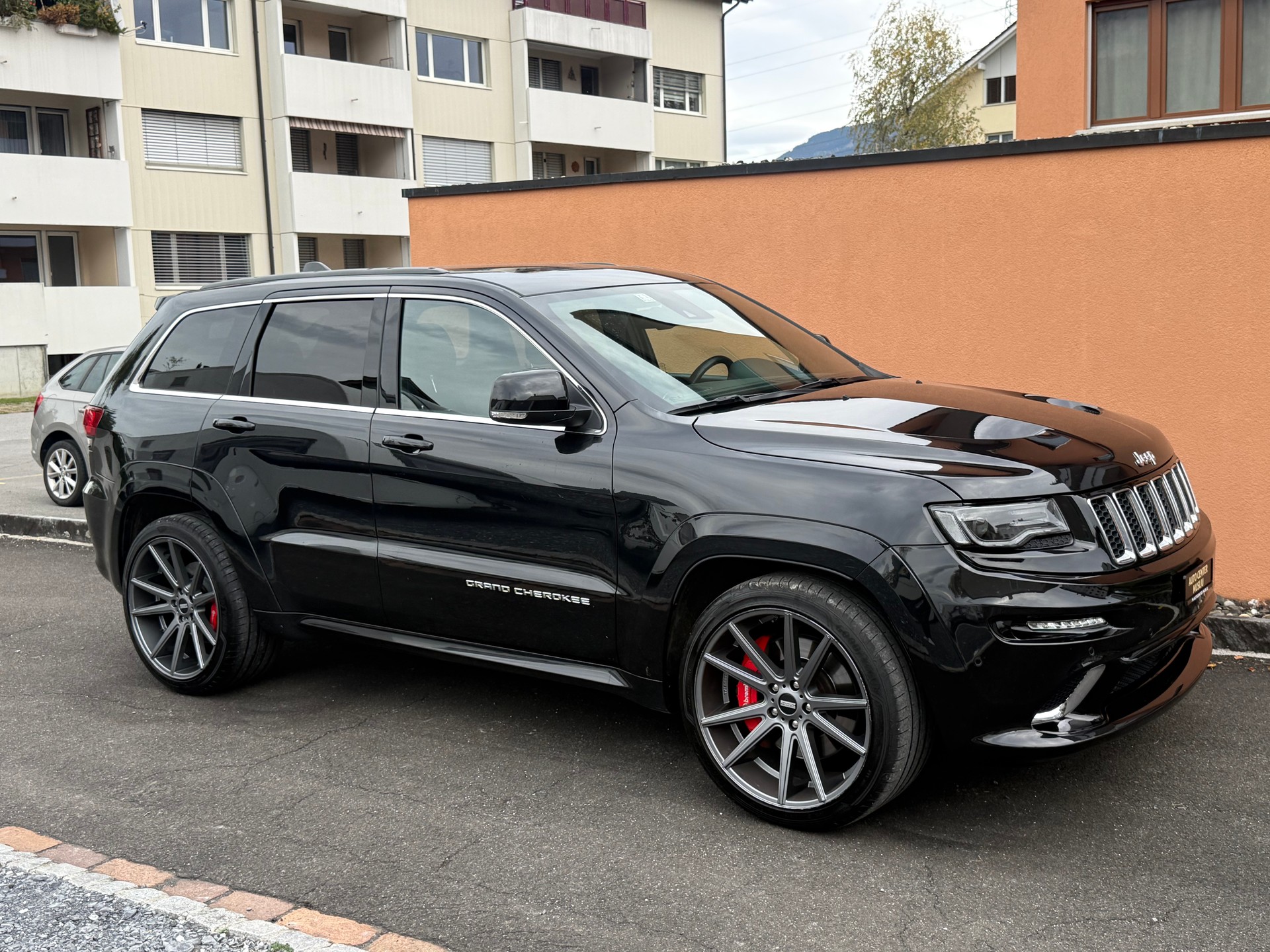 JEEP Grand Cherokee 6.4 V8 HEMI SRT8 Automatic-image-9