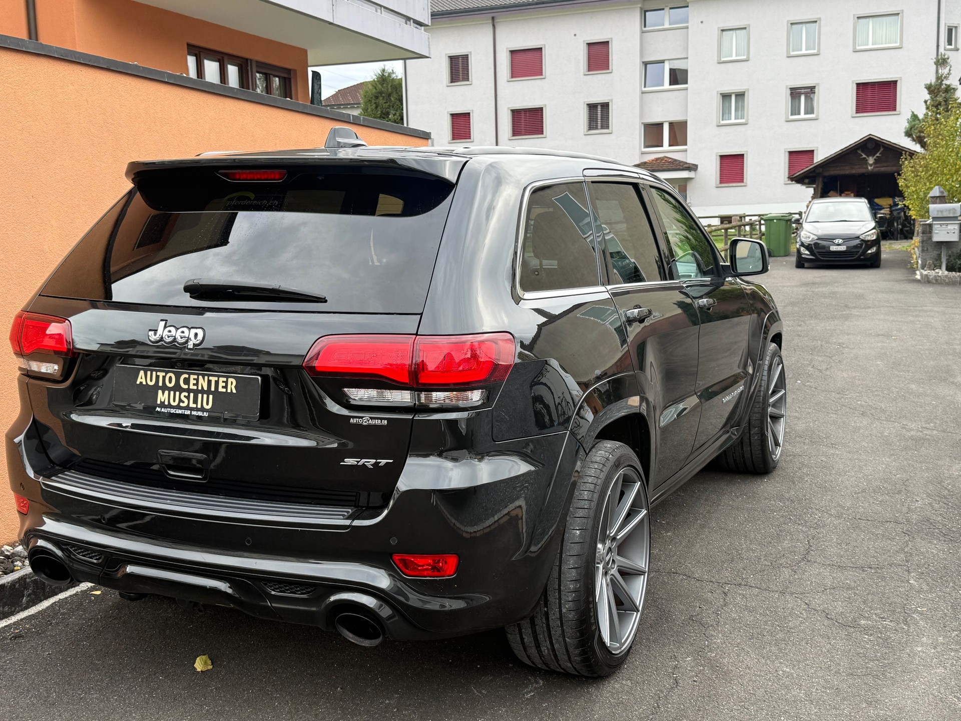 JEEP Grand Cherokee 6.4 V8 HEMI SRT8 Automatic-image-10