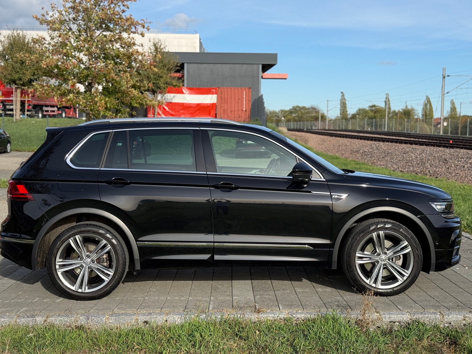 VW Tiguan 2.0TSI Highline 4Motion DSG-image-4