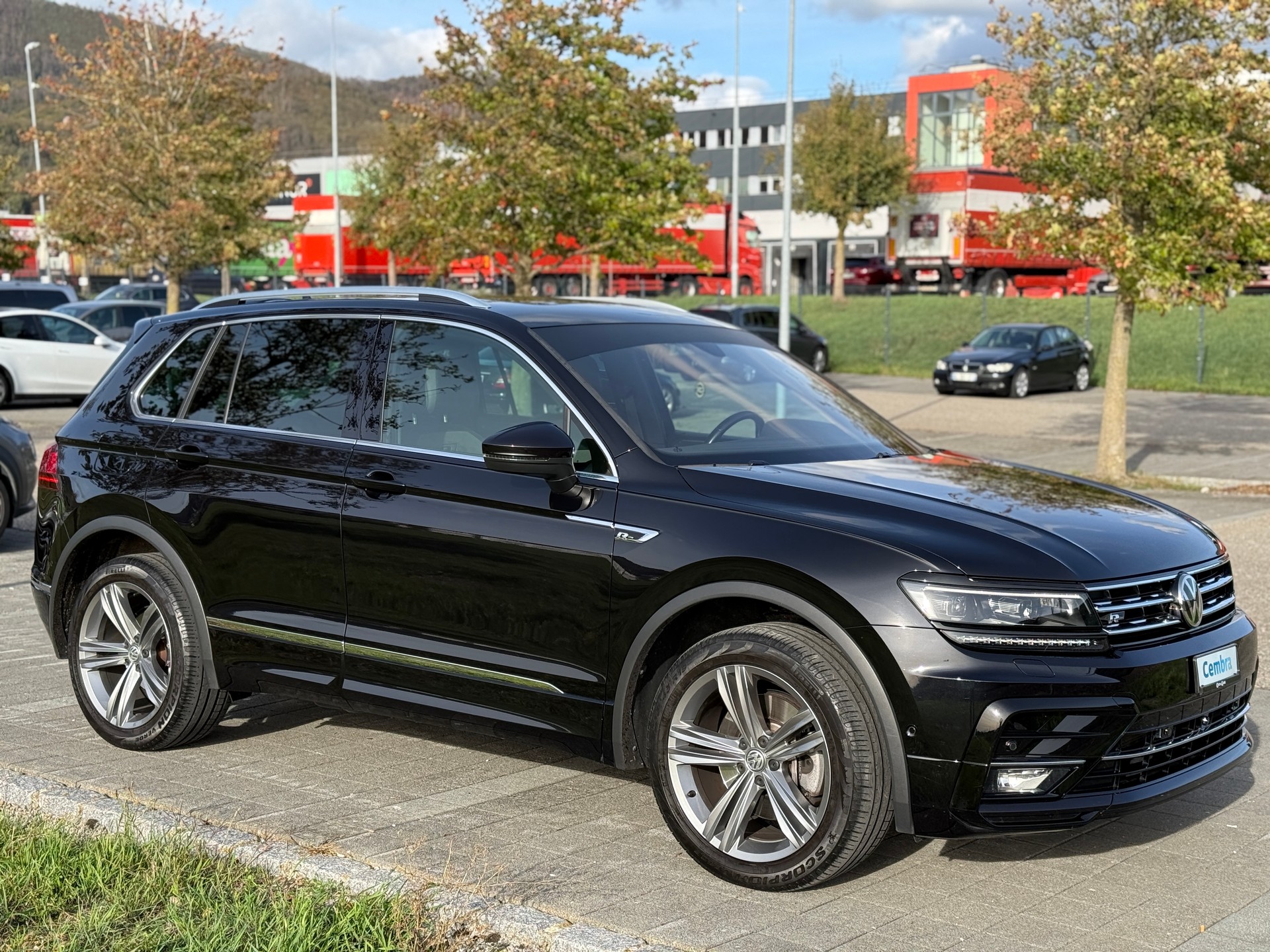 VW Tiguan 2.0TSI Highline 4Motion DSG-image-5