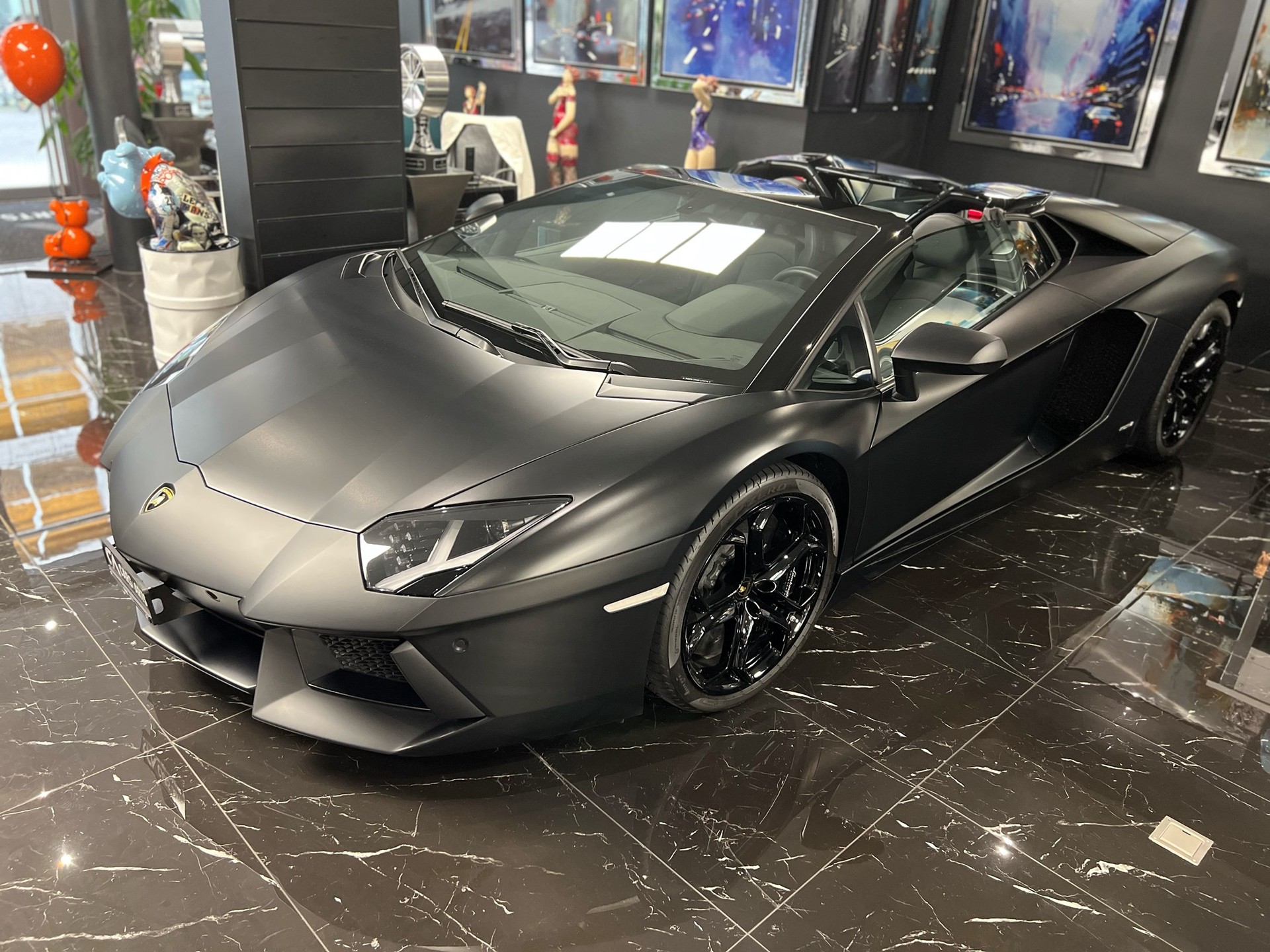 LAMBORGHINI Aventador LP700-4 Roadster E-Gear-showroom-element-2