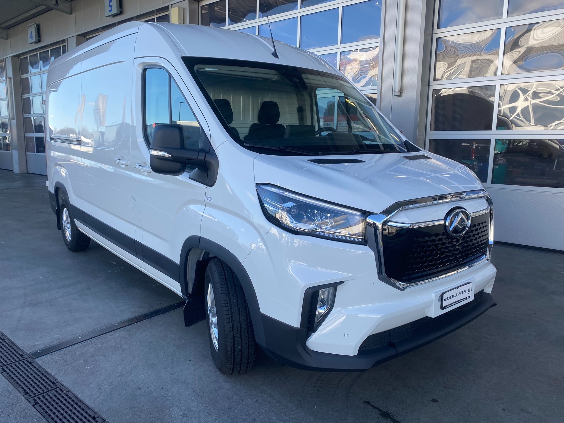 MAXUS eDeliver 9 L3H2 72kWh