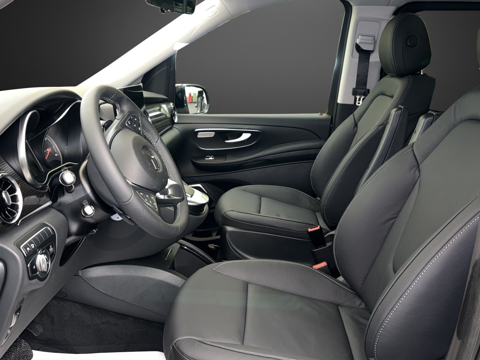 MERCEDES-BENZ EQV 300 Avantgarde lang-image-7
