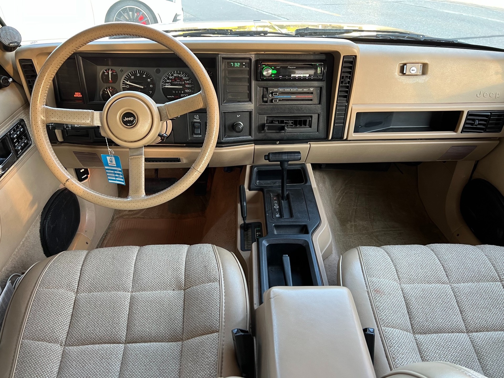 JEEP CHEROKEE-image-7