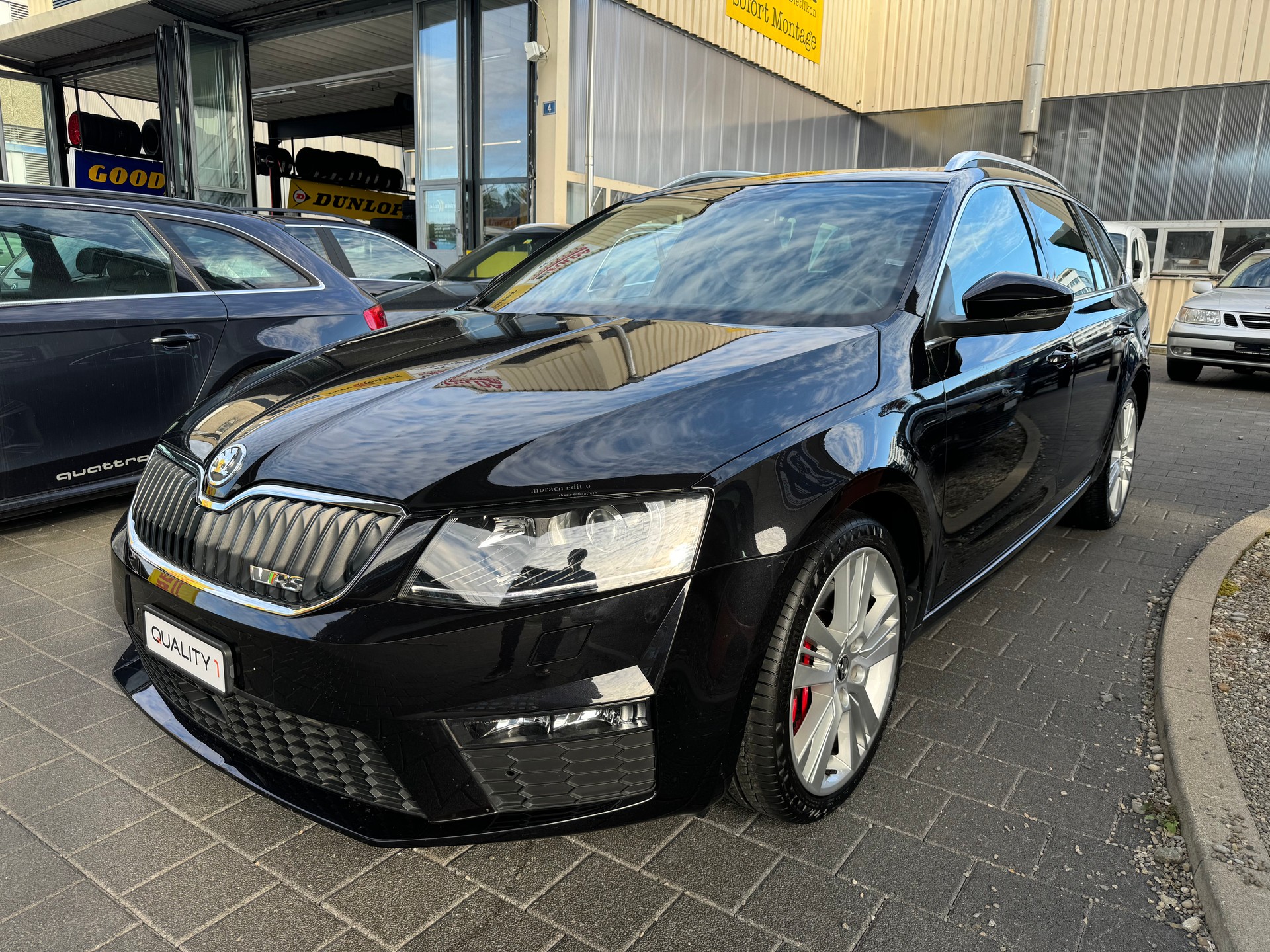 SKODA Octavia Combi 2.0 TSI RS DSG-image-3