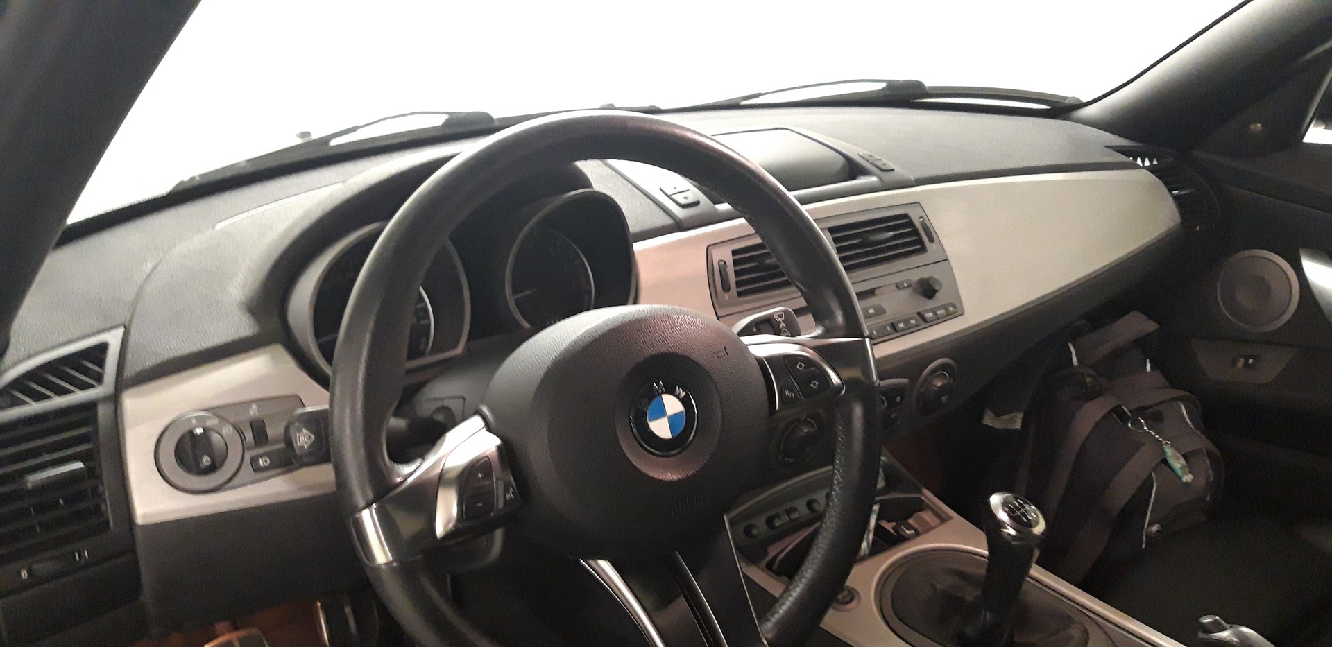 BMW Z4 3.0i Roadster-image-5