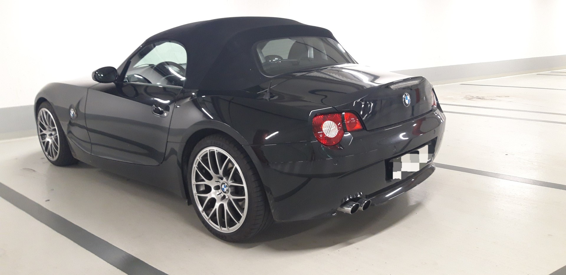 BMW Z4 3.0i Roadster-image-3