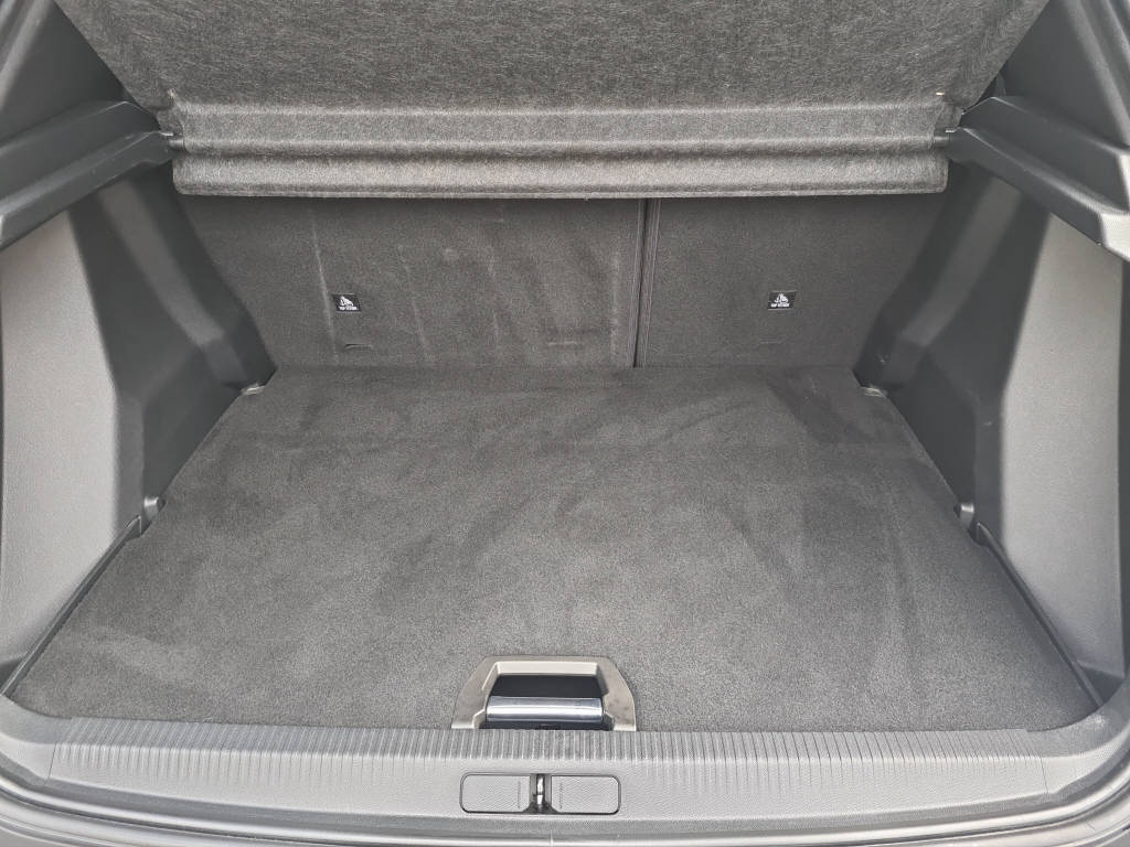 PEUGEOT 2008 Electrique 136 ch (100kW) GT Line-image-8