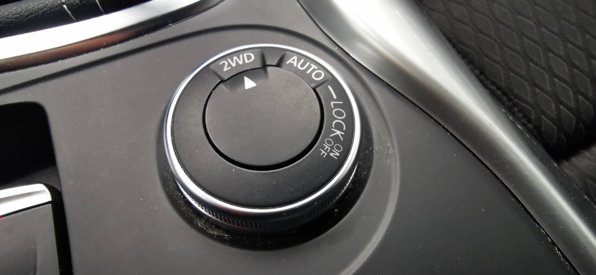 RENAULT Kadjar 1.8 Blue dCi Intens 4WD-image-6