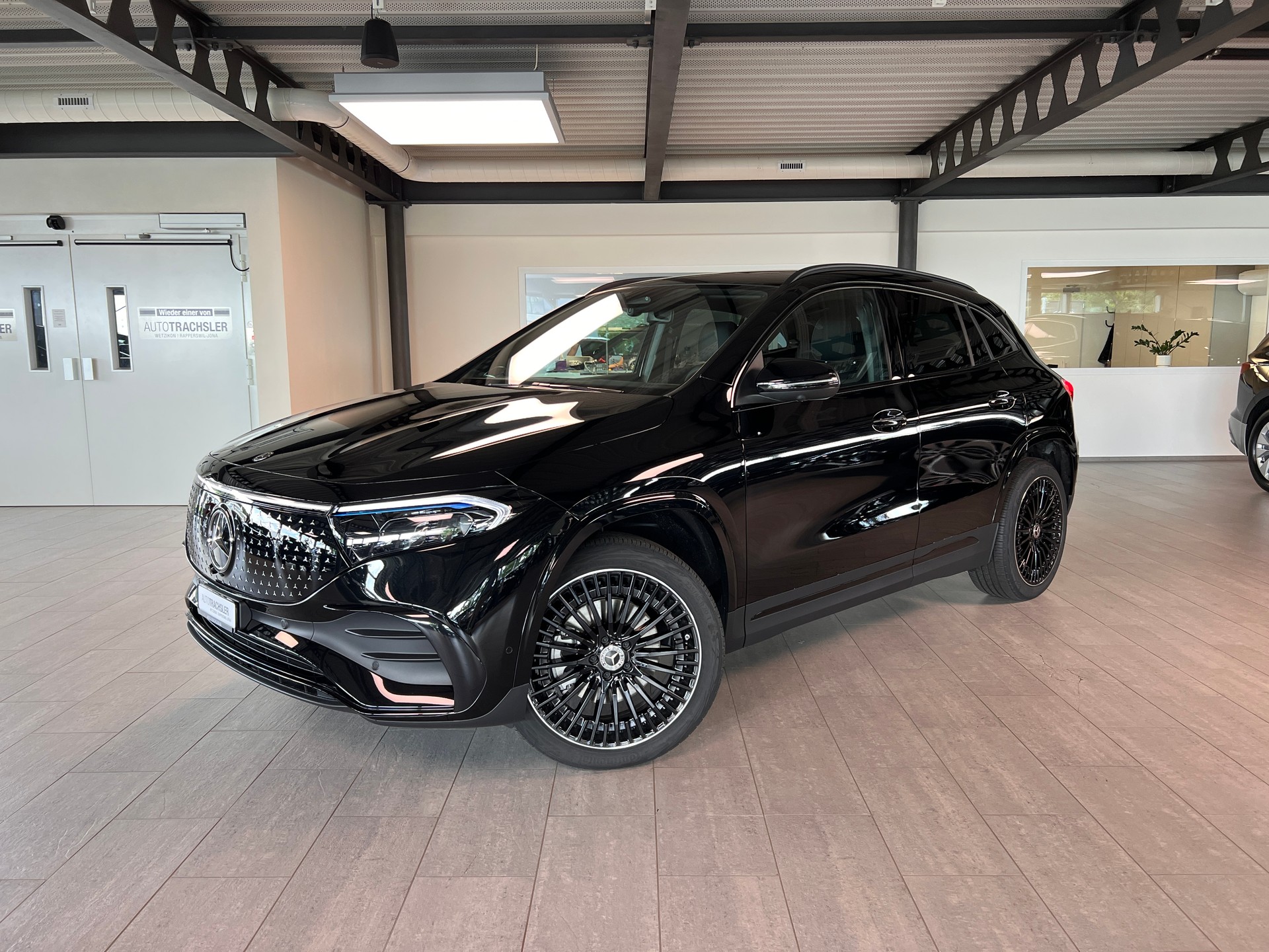 MERCEDES-BENZ EQA 350 4Matic Swiss Star-image-0