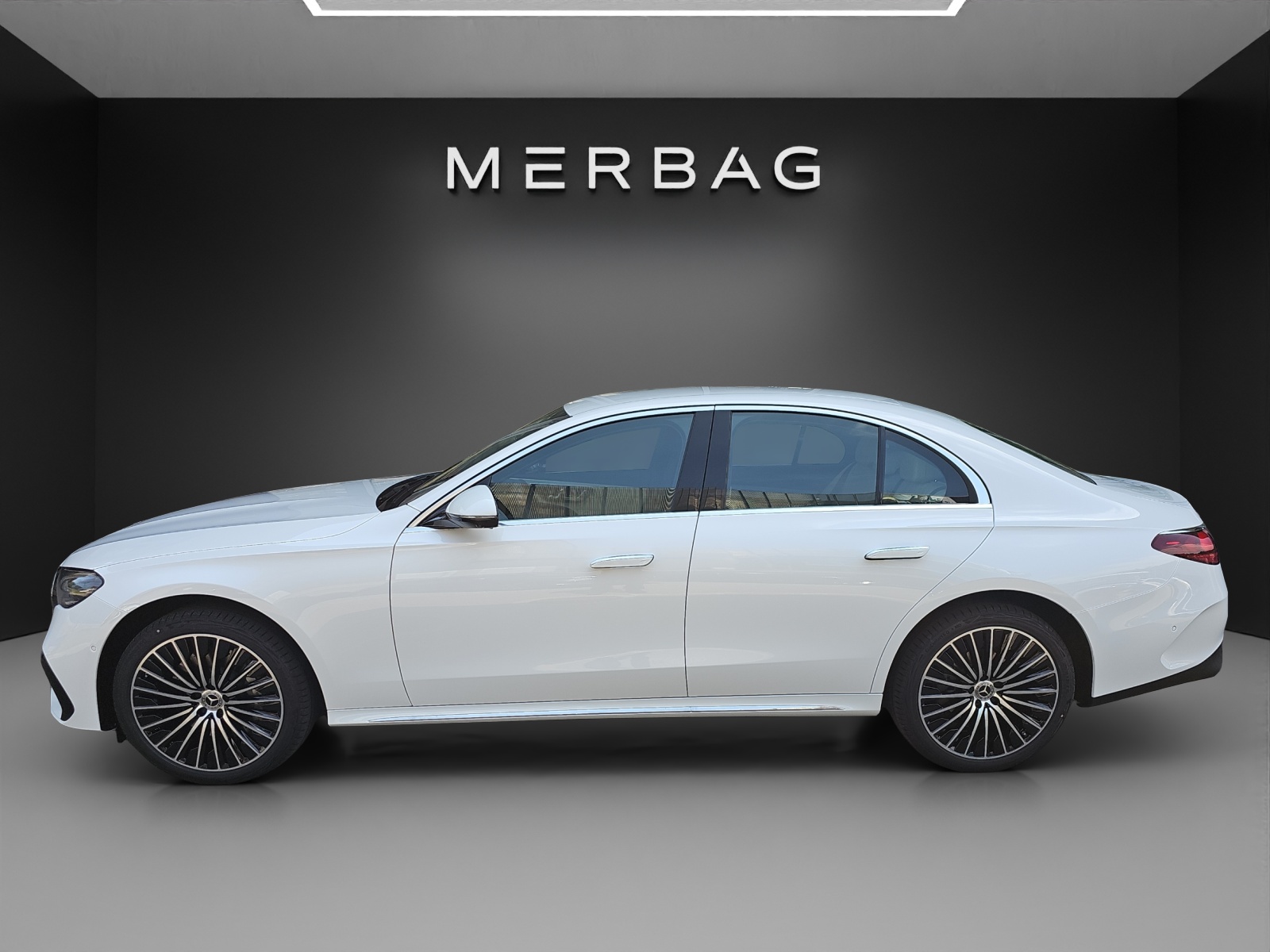 MERCEDES-BENZ E 220 d 4Matic 9G-Tronic-image-1