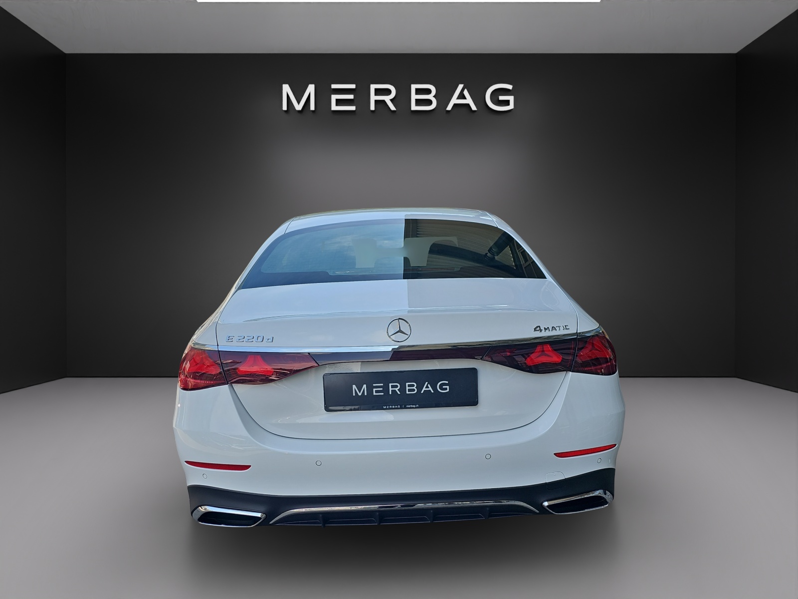 MERCEDES-BENZ E 220 d 4Matic 9G-Tronic-image-3