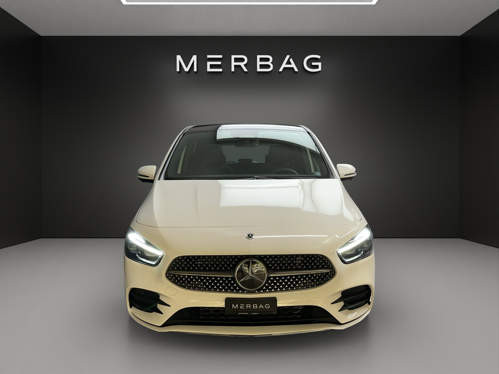 MERCEDES-BENZ B 220 4Matic 8G-DCT-image-1