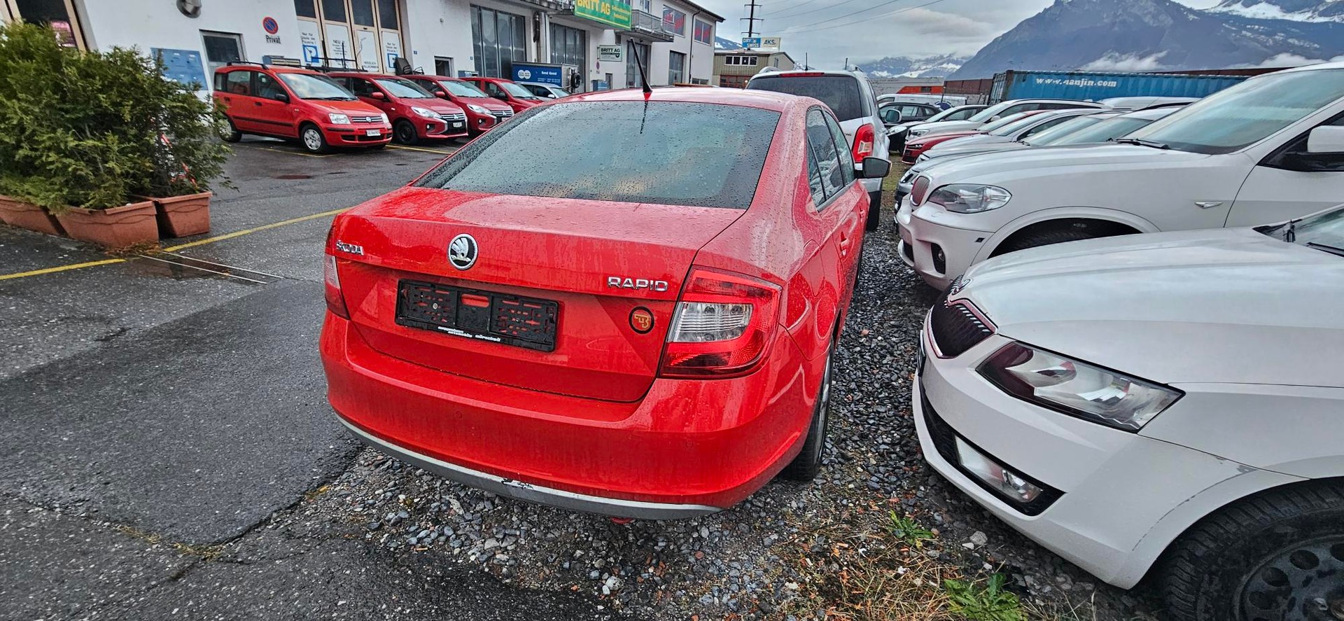 SKODA Rapid 1.6 TDI Greenline-image-3