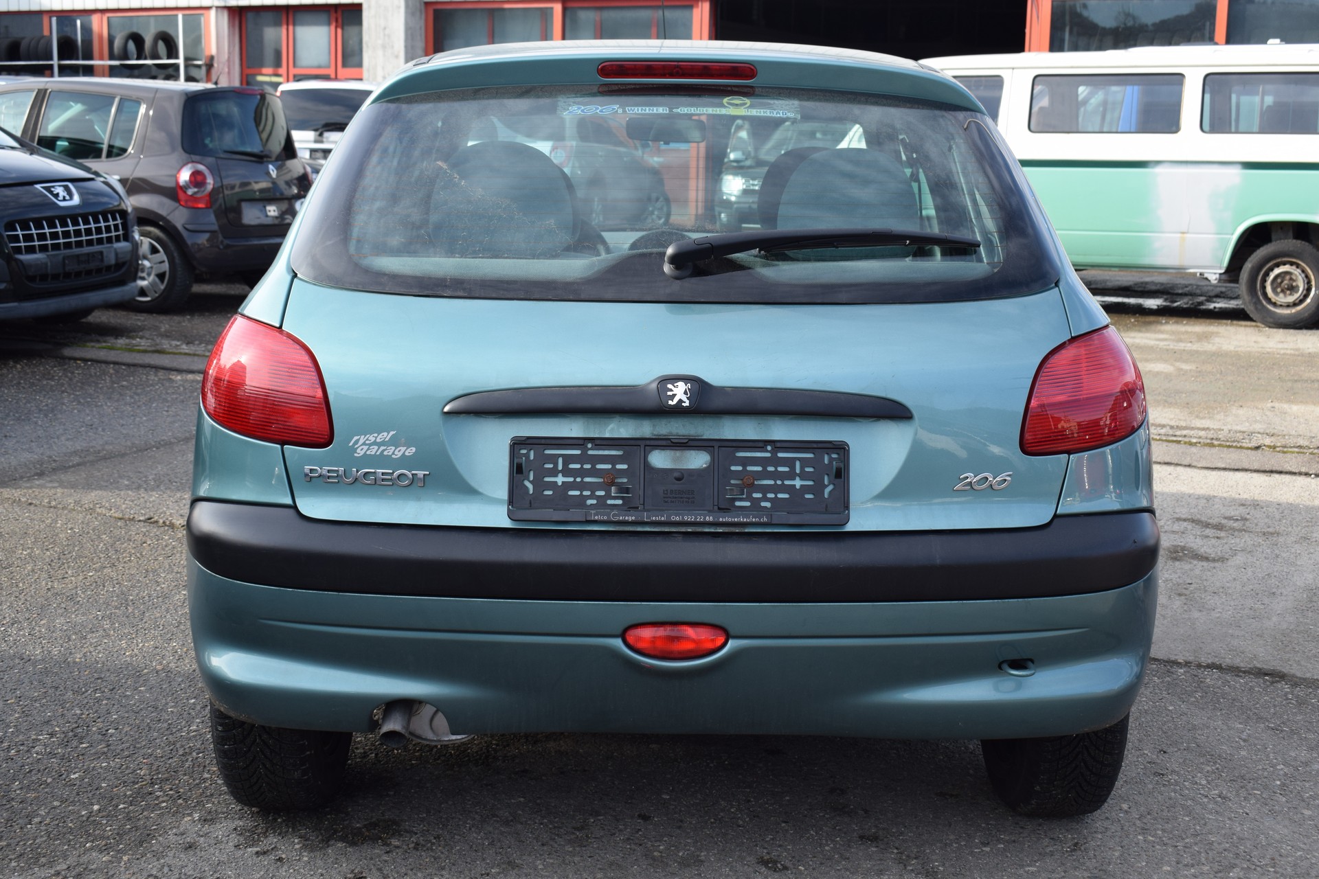 PEUGEOT 206 1.6 XT-image-3
