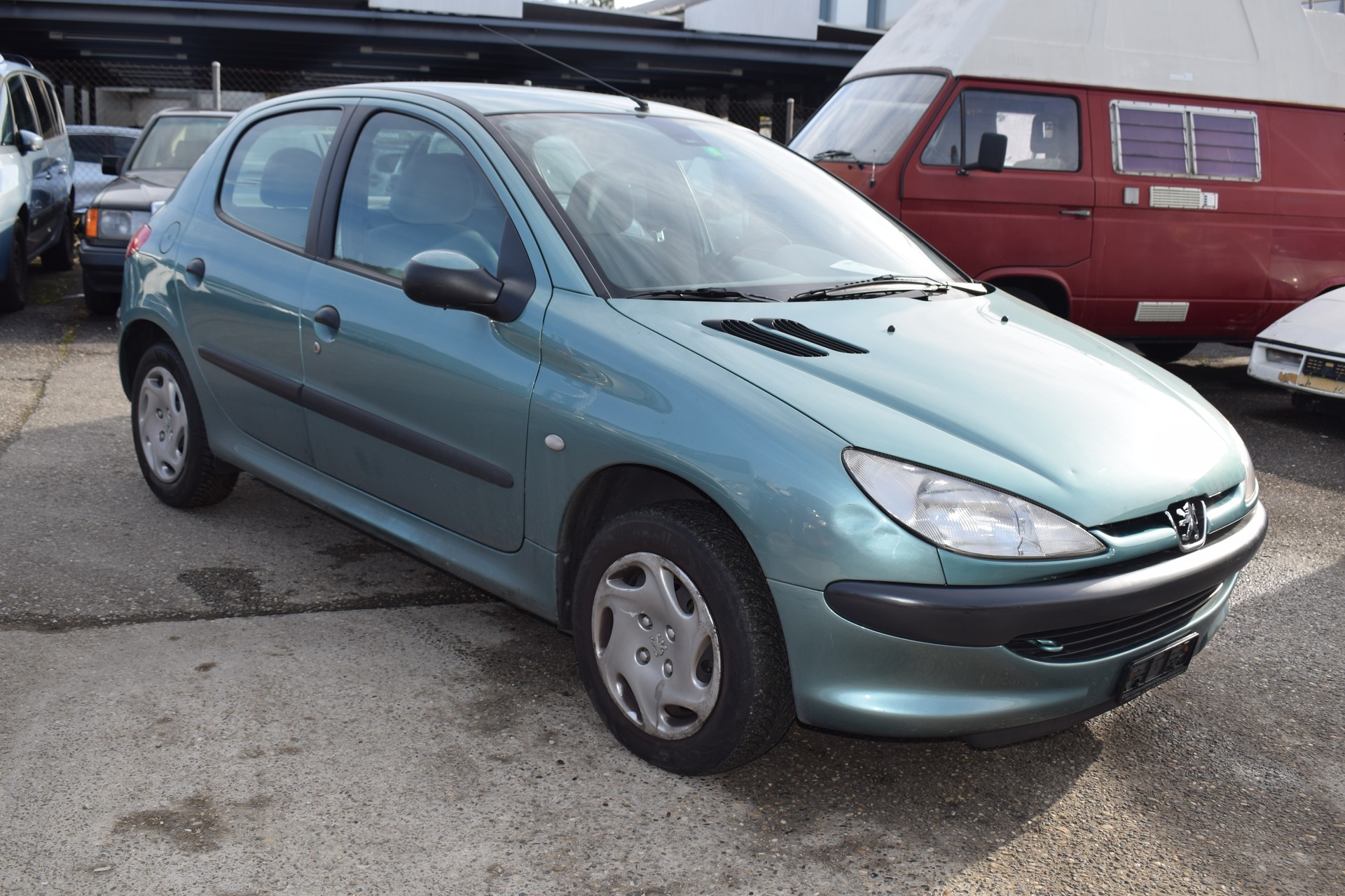 PEUGEOT 206 1.6 XT-image-2