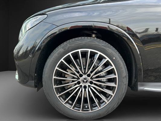 MERCEDES-BENZ GLC 300 d 4M 9G-Tronic-image-5