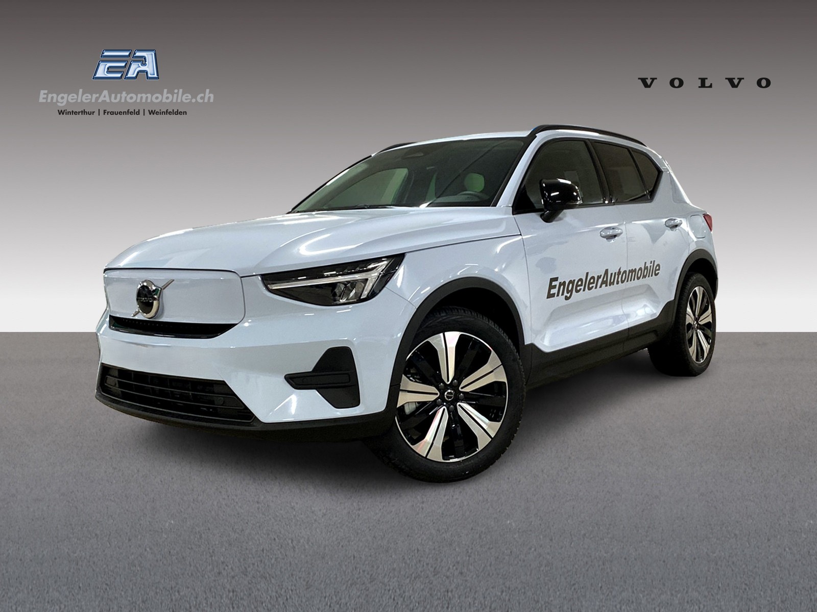 VOLVO EX40 Essential-image-0