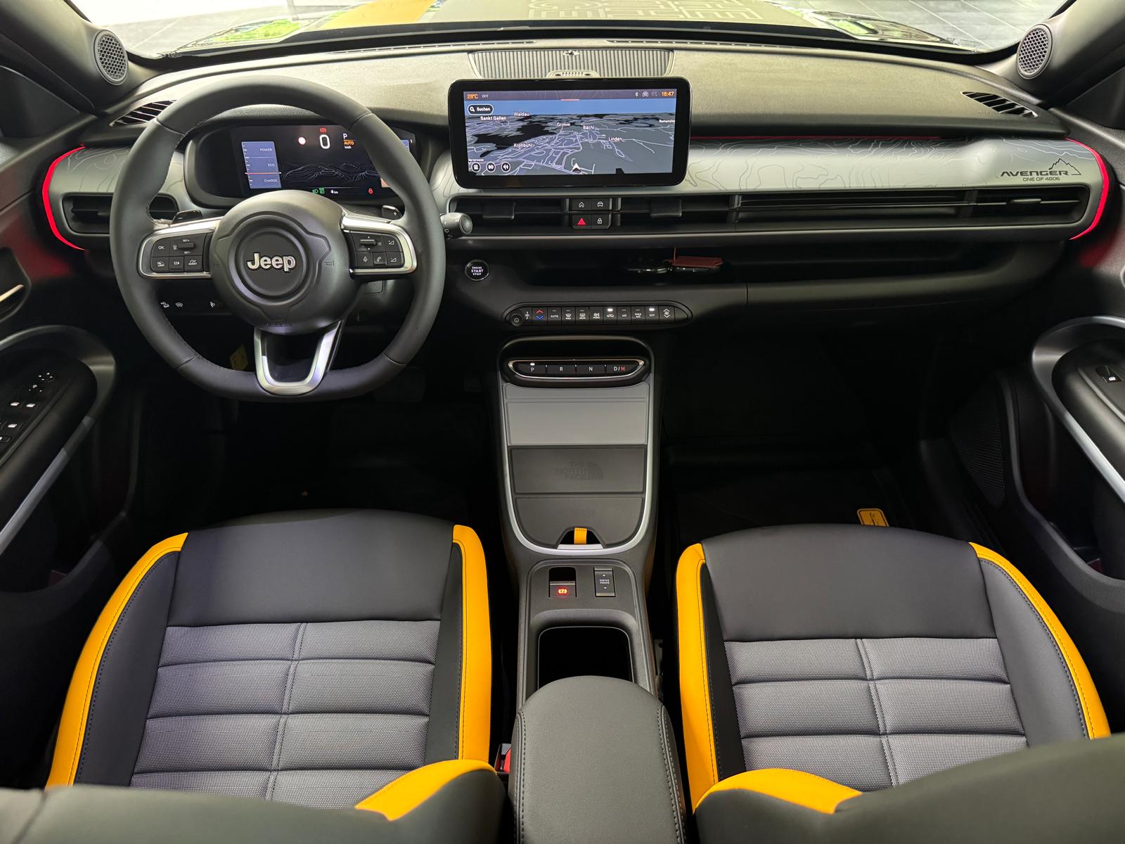JEEP Avenger 1.2 MHEV The North Face 4xe-image-6