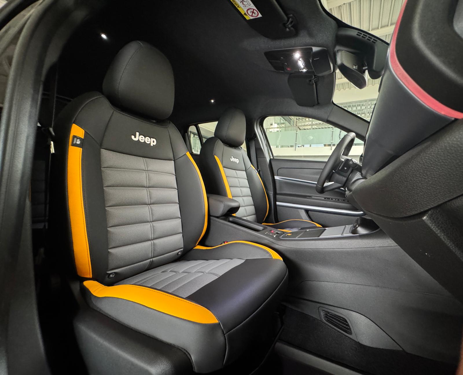 JEEP Avenger 1.2 MHEV The North Face 4xe-image-7