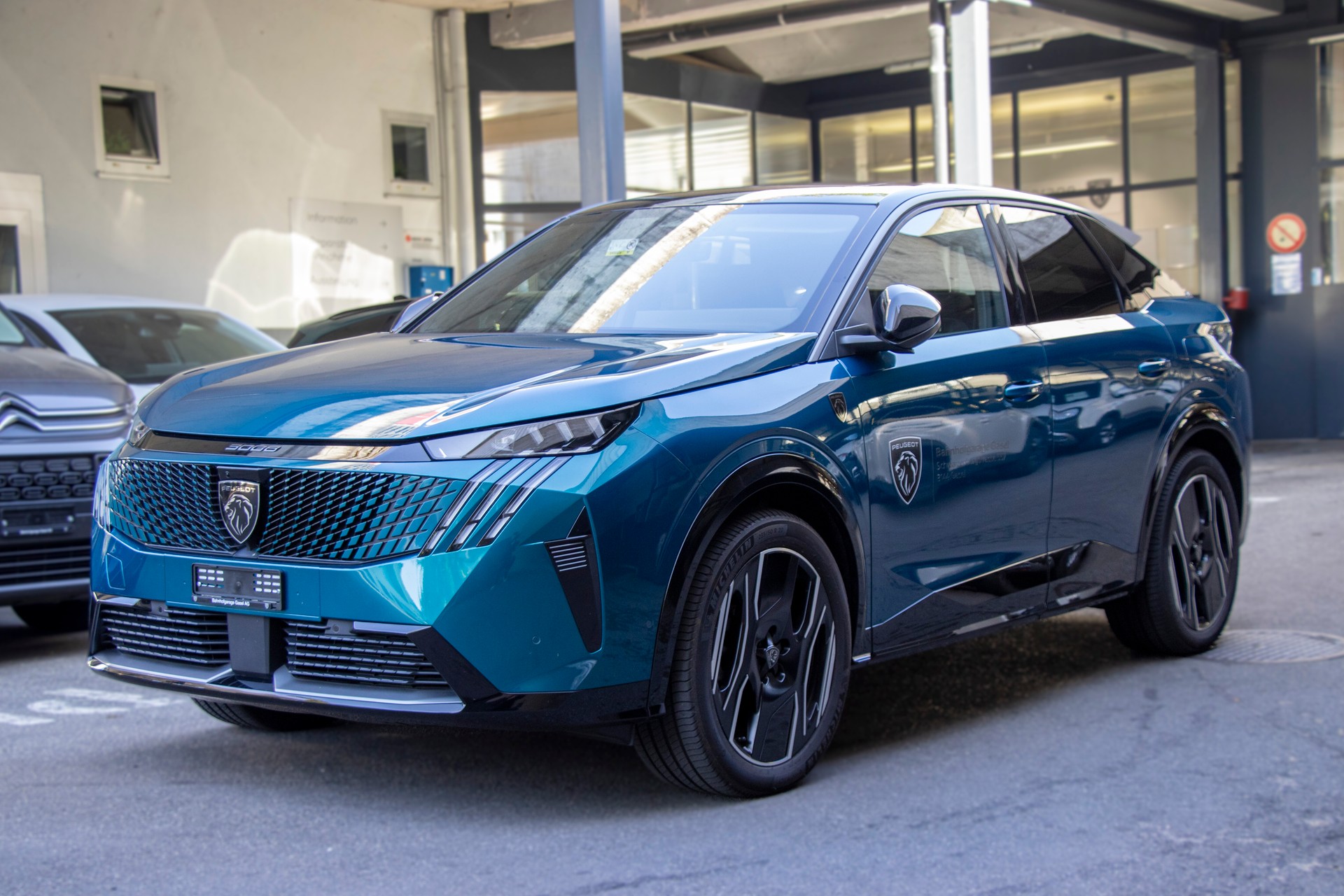 PEUGEOT 3008 73kWh GT-image-0
