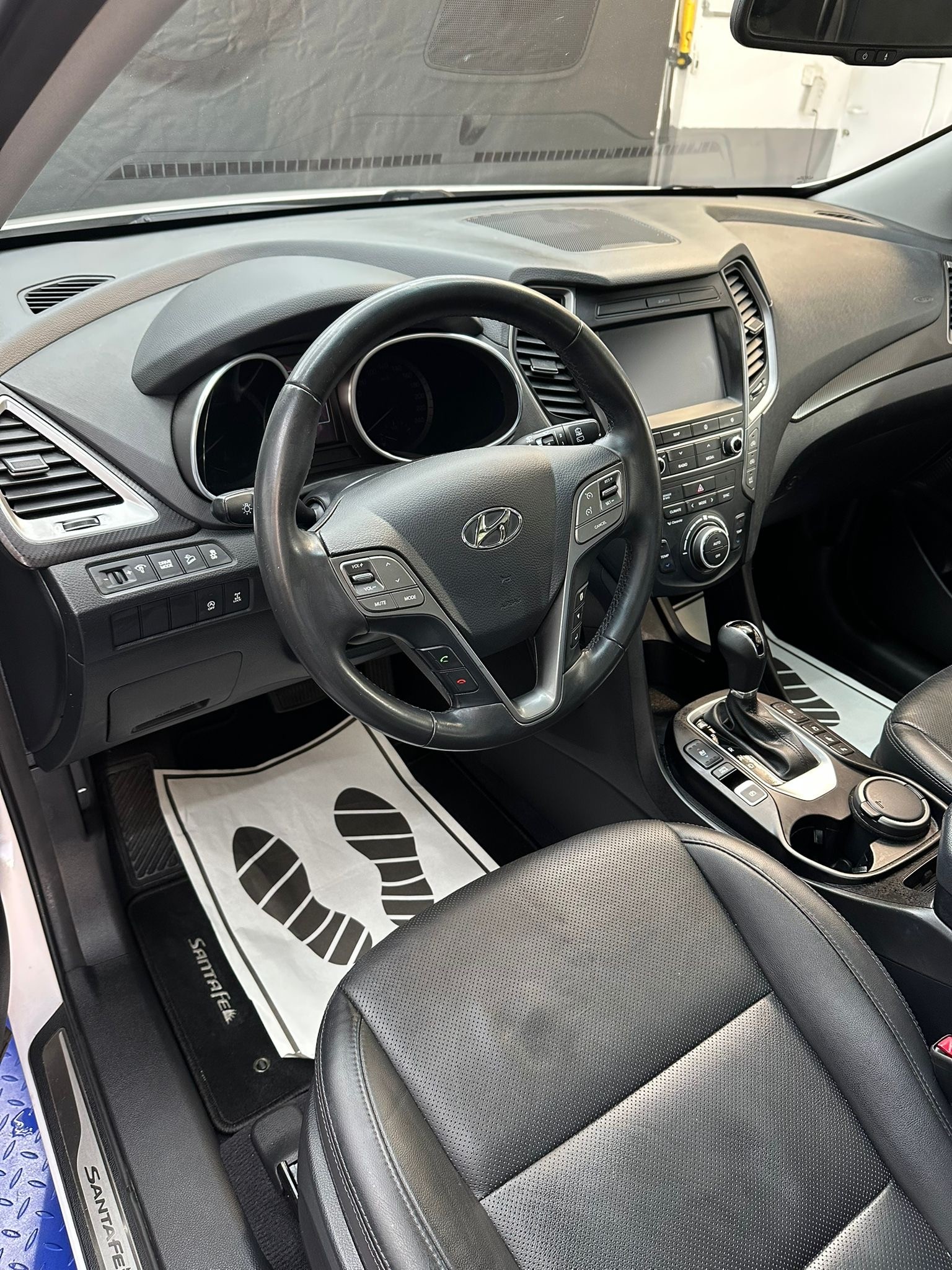 HYUNDAI Santa Fe 2.2 CRDI Vertex 4WD Automatic-image-9
