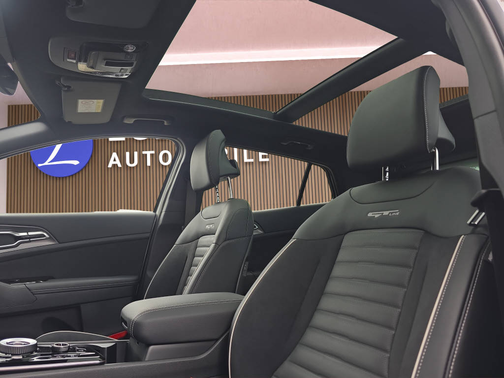 KIA Sportage 1.6 T-GDi PHEV GT-Line-image-13