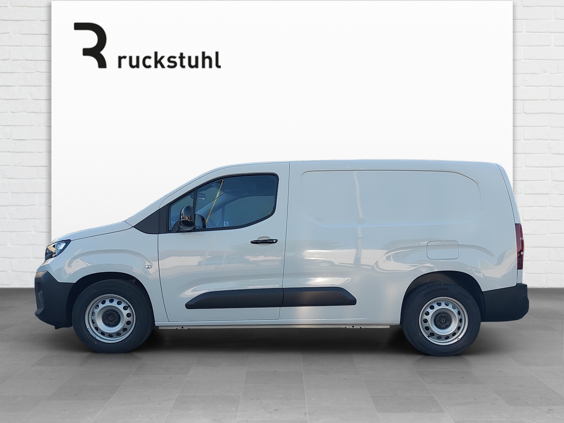 PEUGEOT e-Partner Kaw. 800 Long 50 kWh-showroom-element-2
