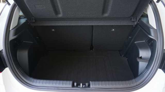 HYUNDAI i20 1.0 T-GDi Amplia DCT-image-6