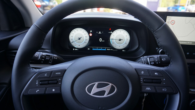 HYUNDAI i20 1.0 T-GDi Amplia DCT-image-9