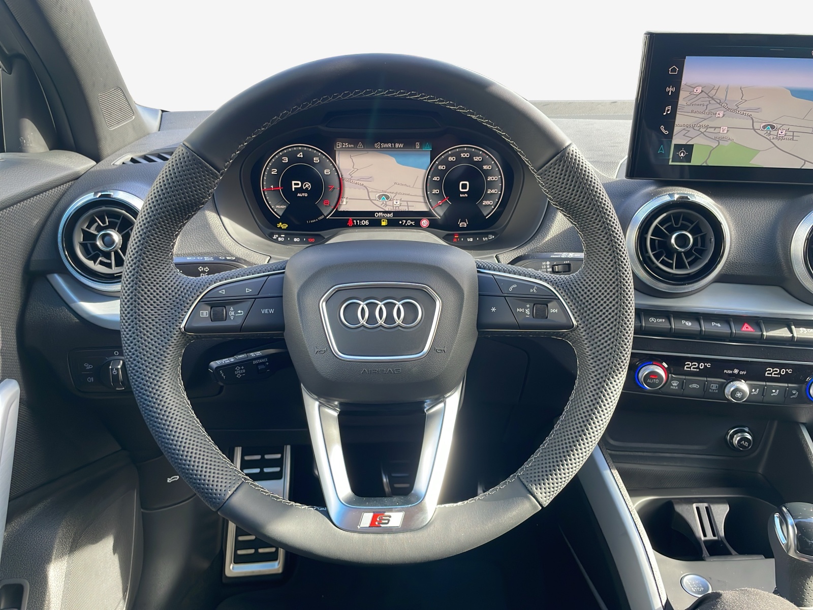 AUDI Q2 35 TFSI S line S-tronic-image-9