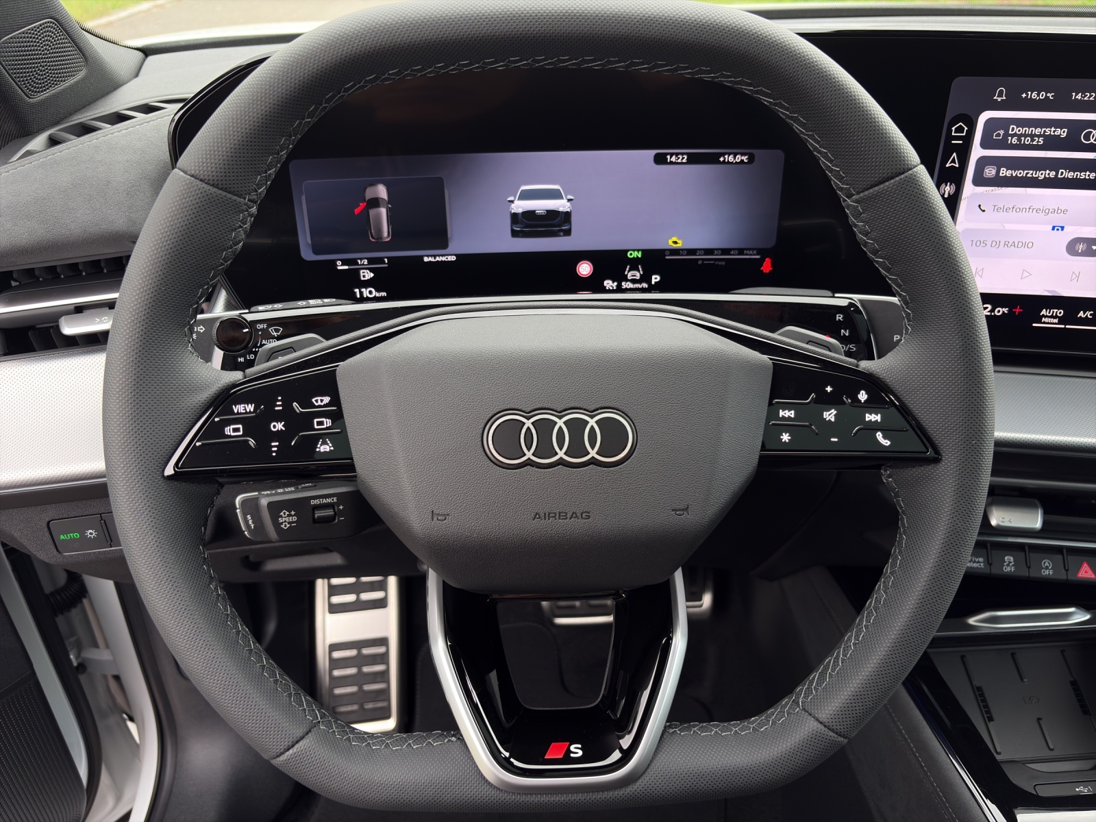 AUDI Q3 SUV TFSI quattro 195 kW S tronic-image-12