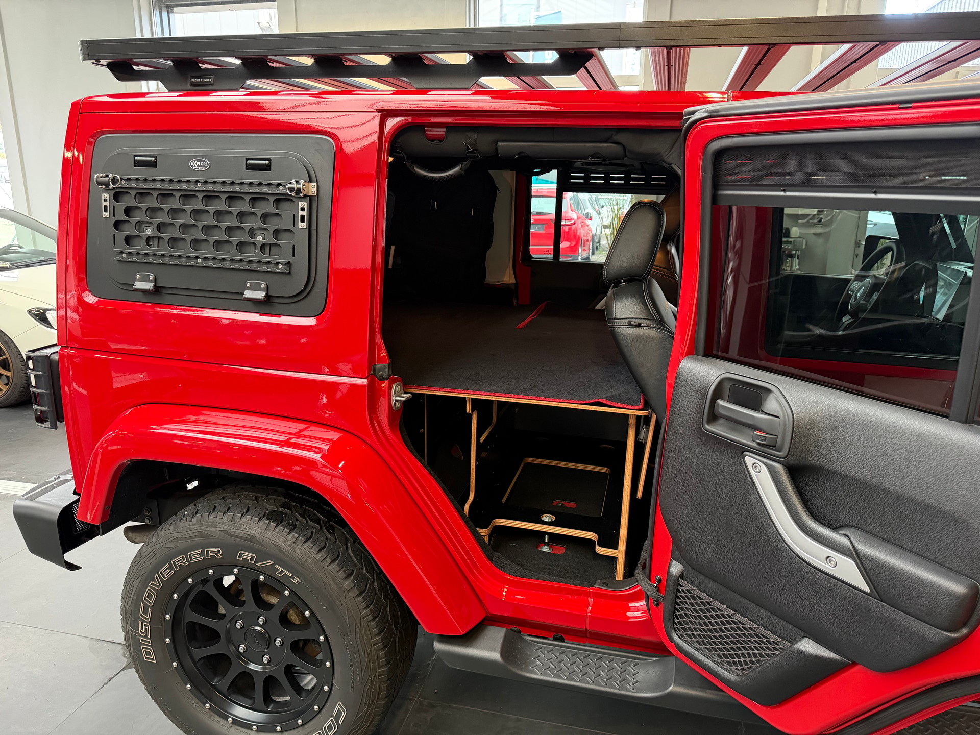 JEEP Wrangler 3.6 Unlimited Sahara Automatic hardtop-image-8