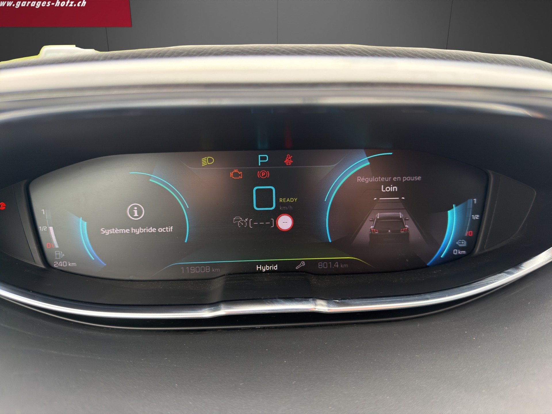 PEUGEOT 3008 1.6 PHEV GT Pack-image-8