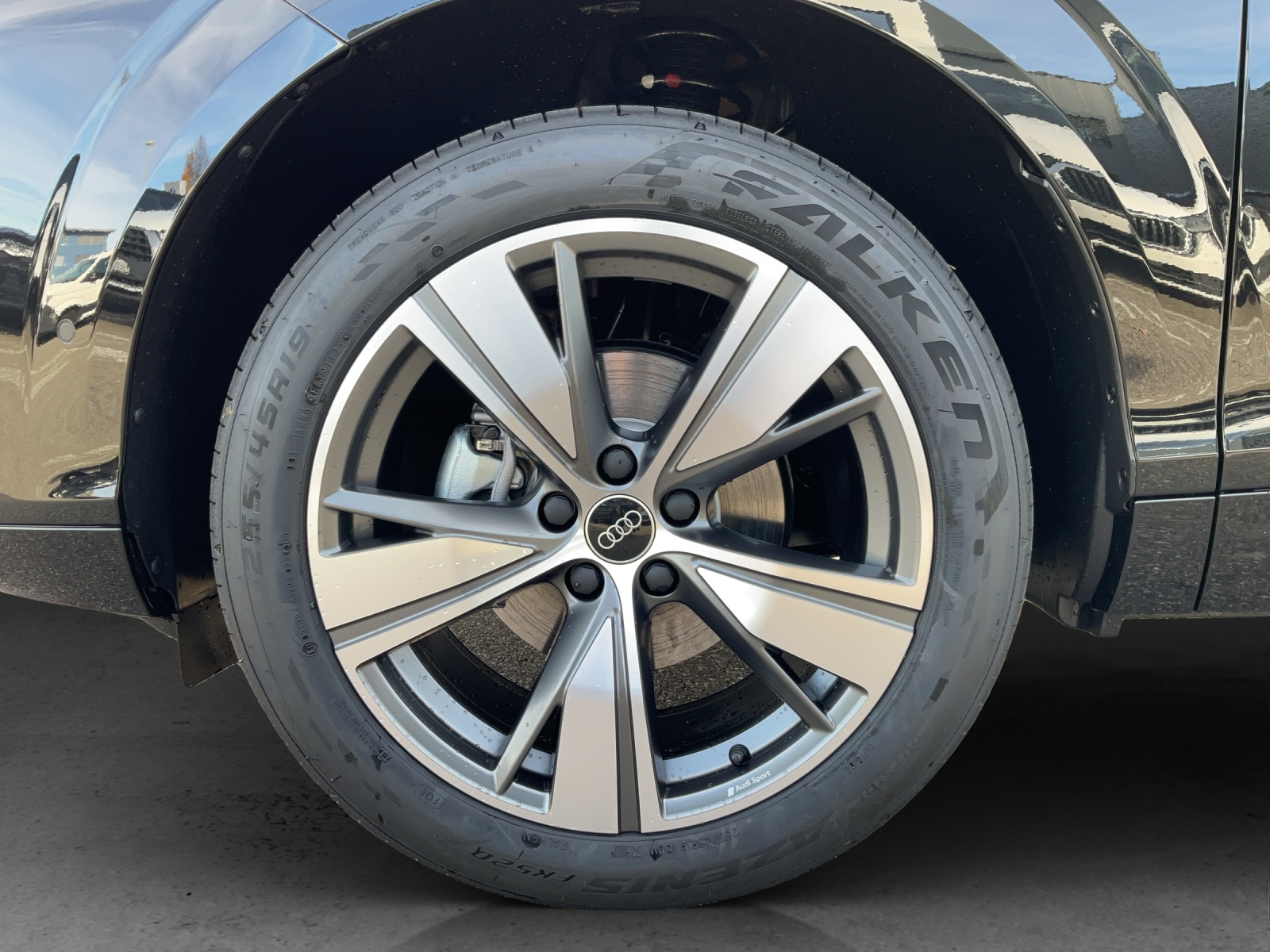 AUDI Q3 SUV 110 kW TFSI S tronic-image-12