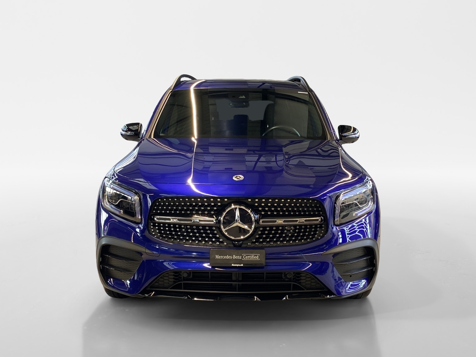 MERCEDES-BENZ GLB 250 AMG Line 4MATIC-showroom-element-1