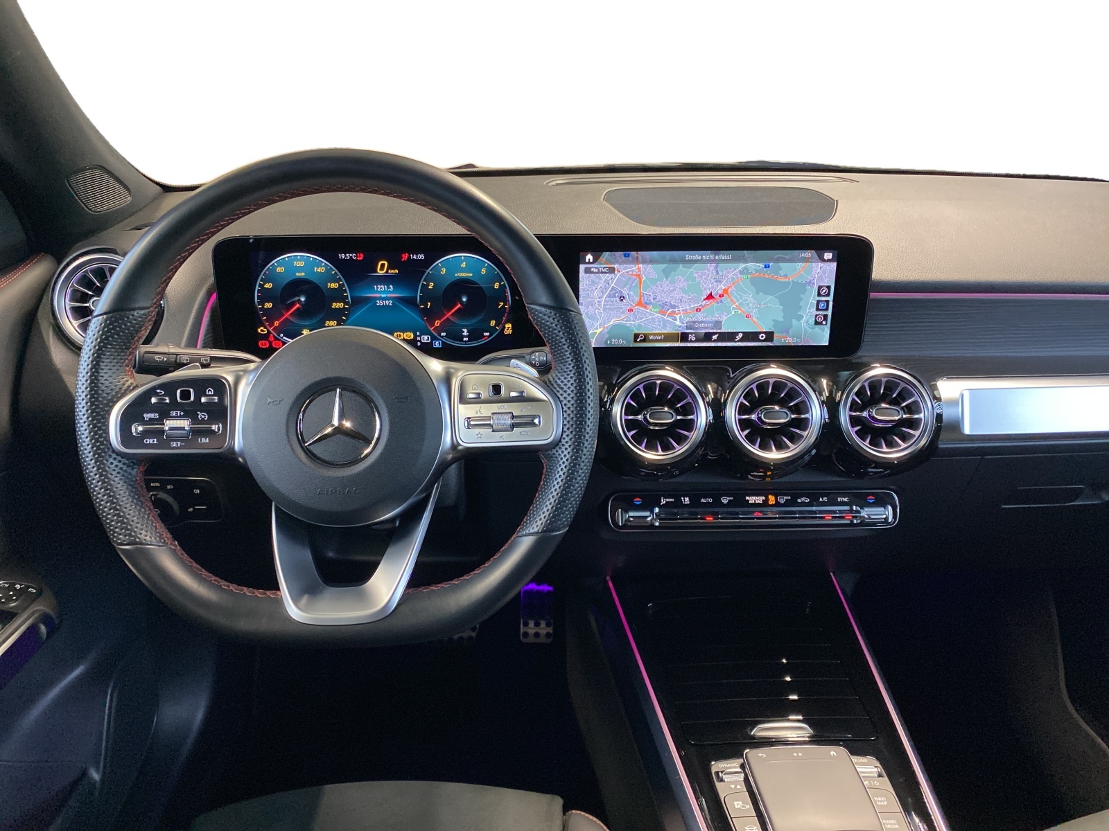 MERCEDES-BENZ GLB 250 AMG Line 4MATIC-image-11