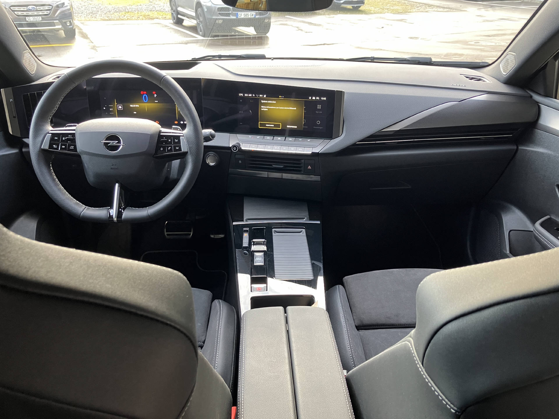 OPEL Astra Sports Tourer 1.6 PHEV Turbo GSe-image-6