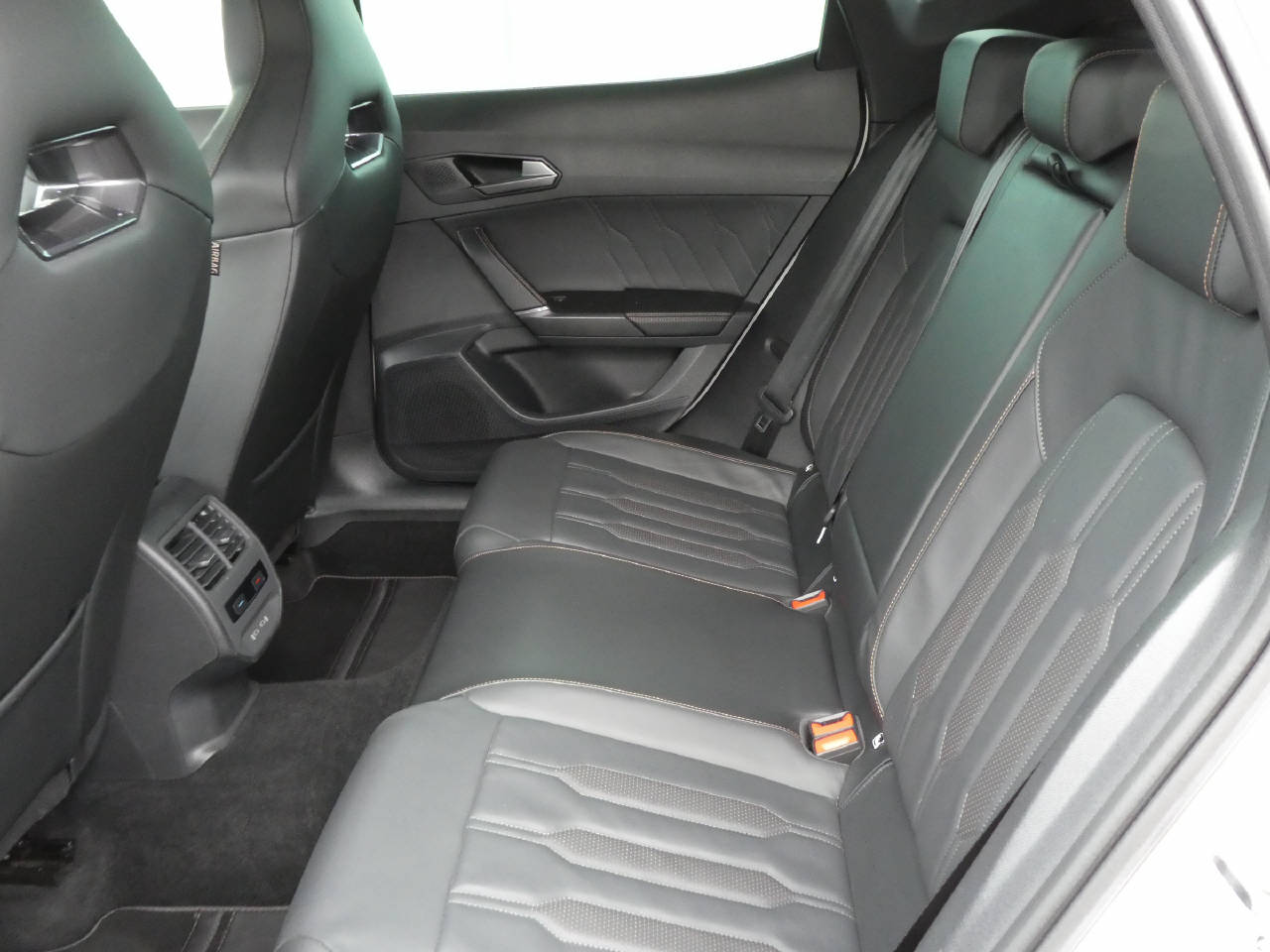 CUPRA Formentor 1.4 eHybrid DSG-image-10