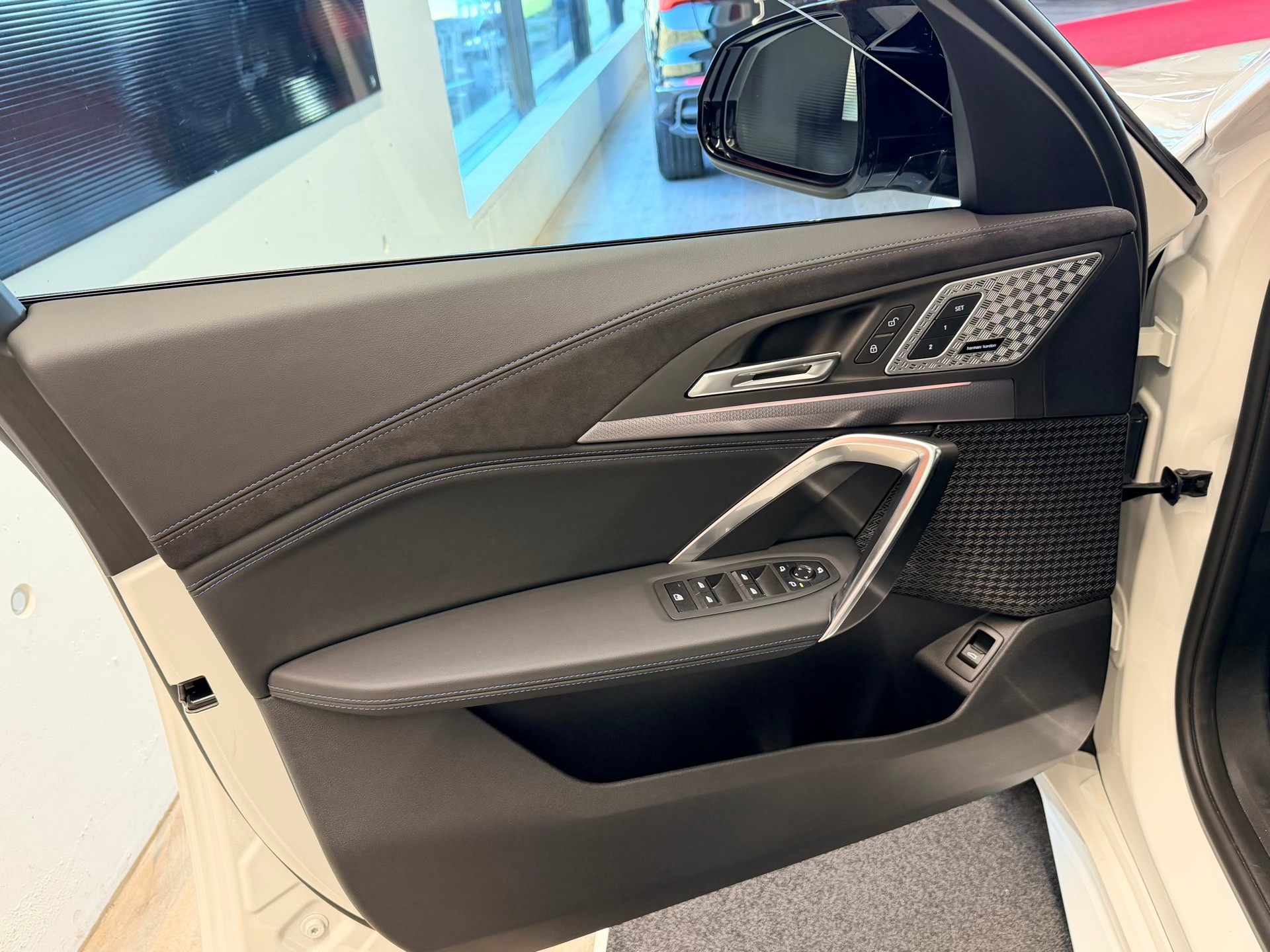 BMW X2 xDrive M35i M Sport Pro-image-12